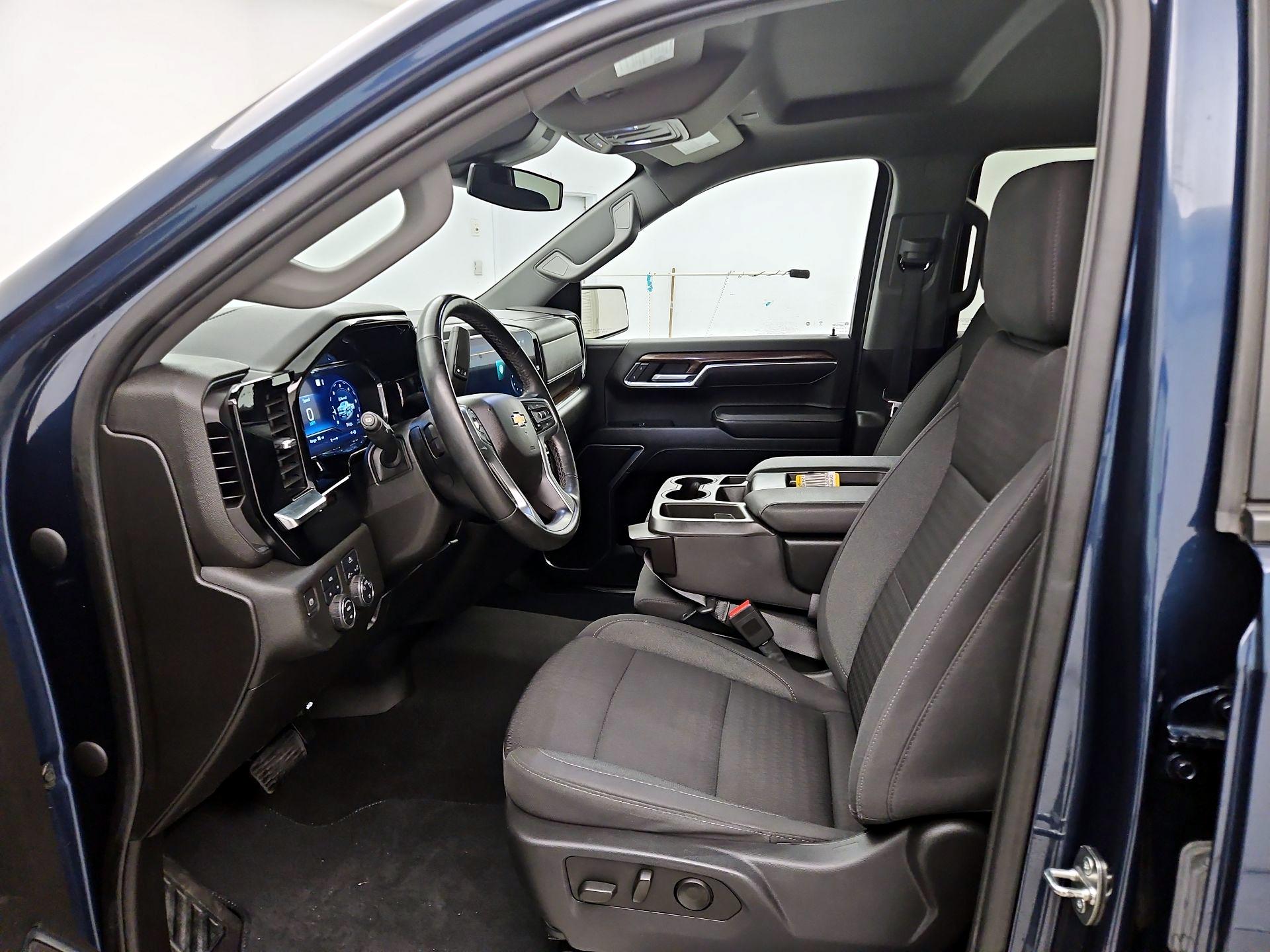 Thumbnail: 2023 Chevrolet Silverado 1500 - 11