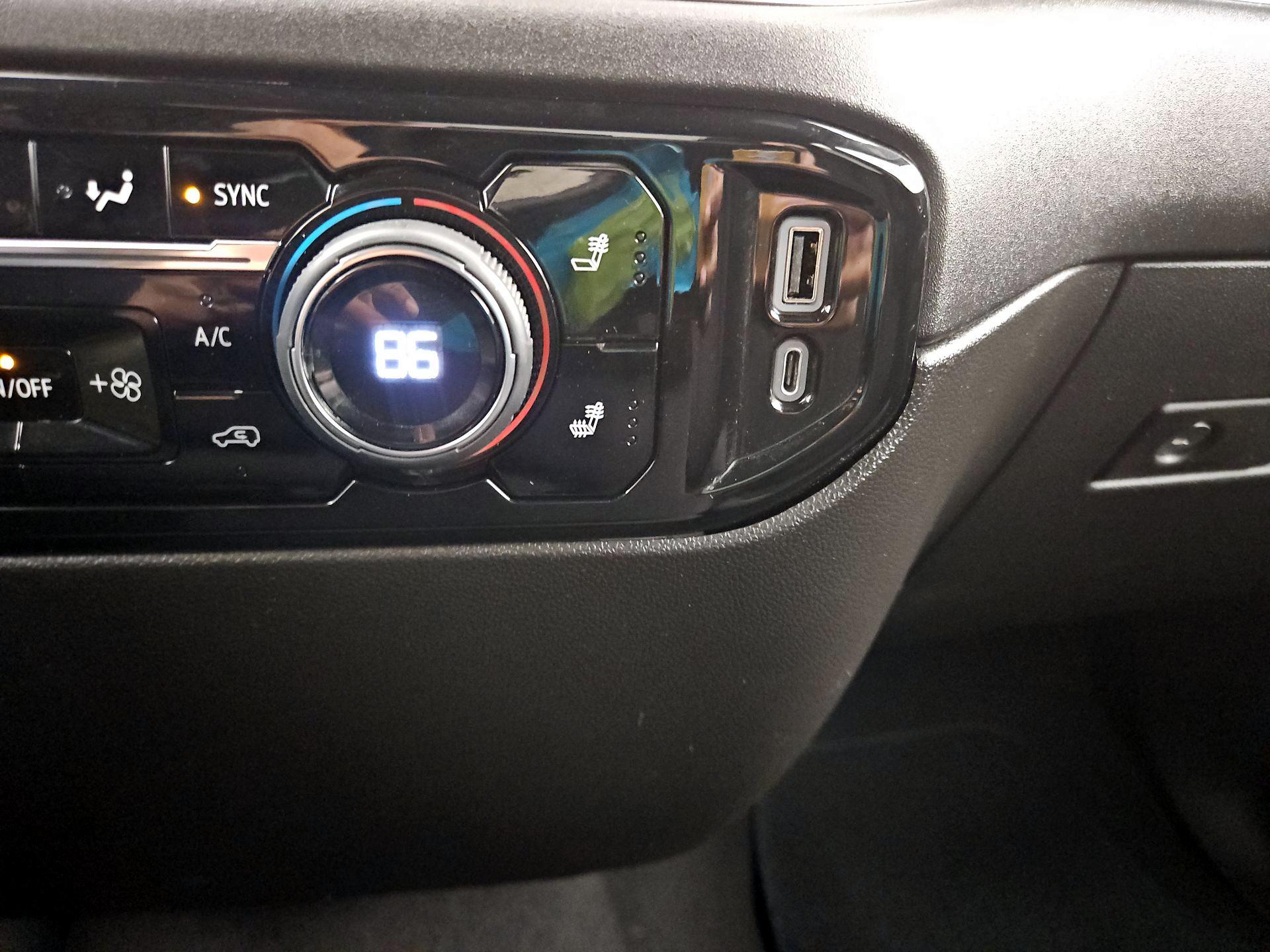 Thumbnail: 2023 Chevrolet Silverado 1500 - 18