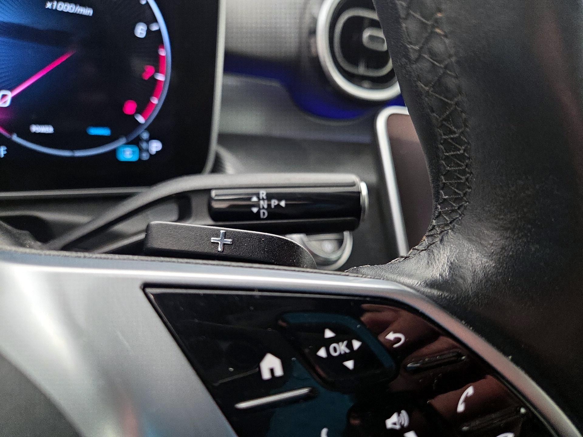 Thumbnail: 2023 Mercedes-Benz C-Class - 17