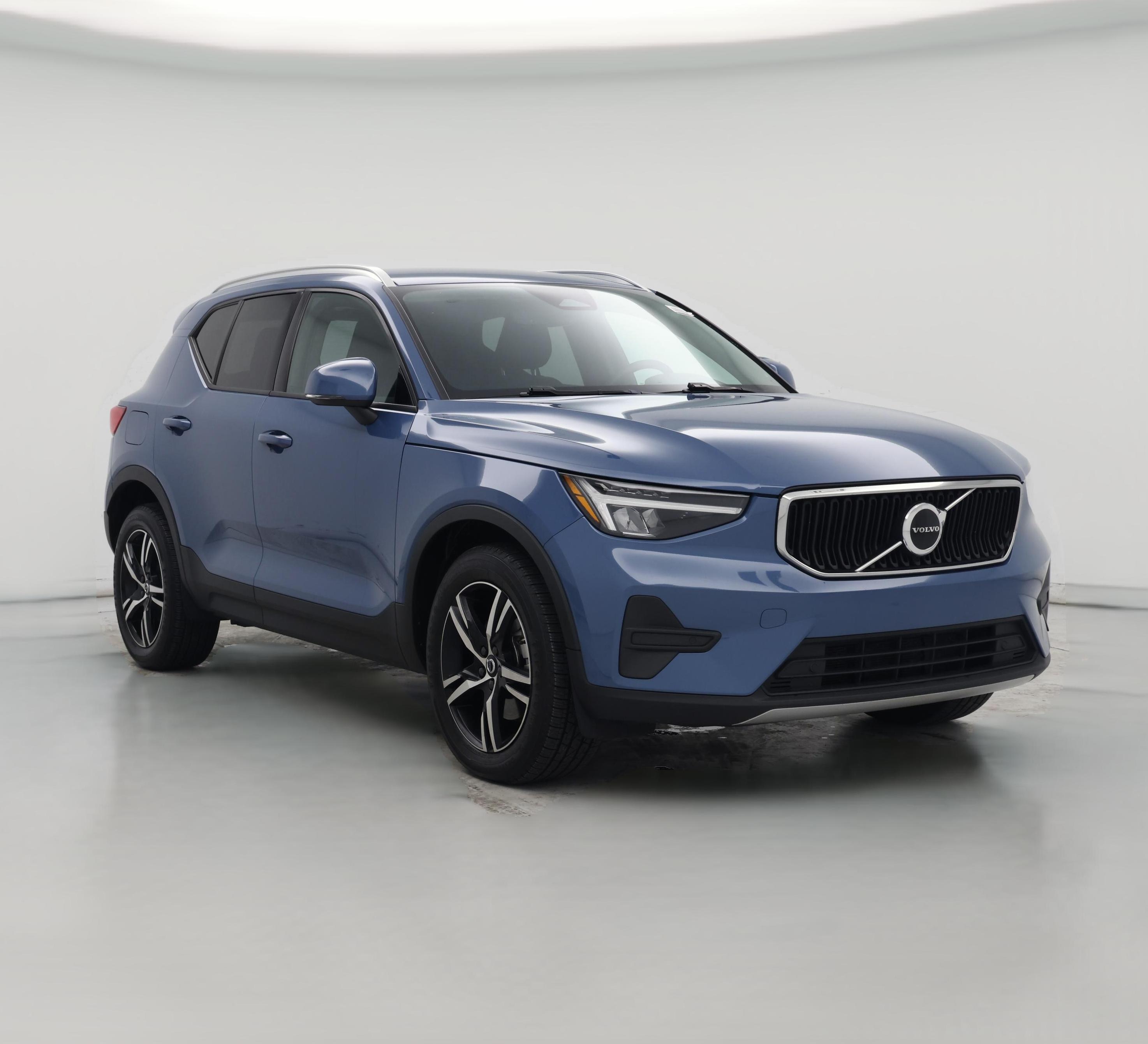 Thumbnail: 2023 Volvo XC40 - 1