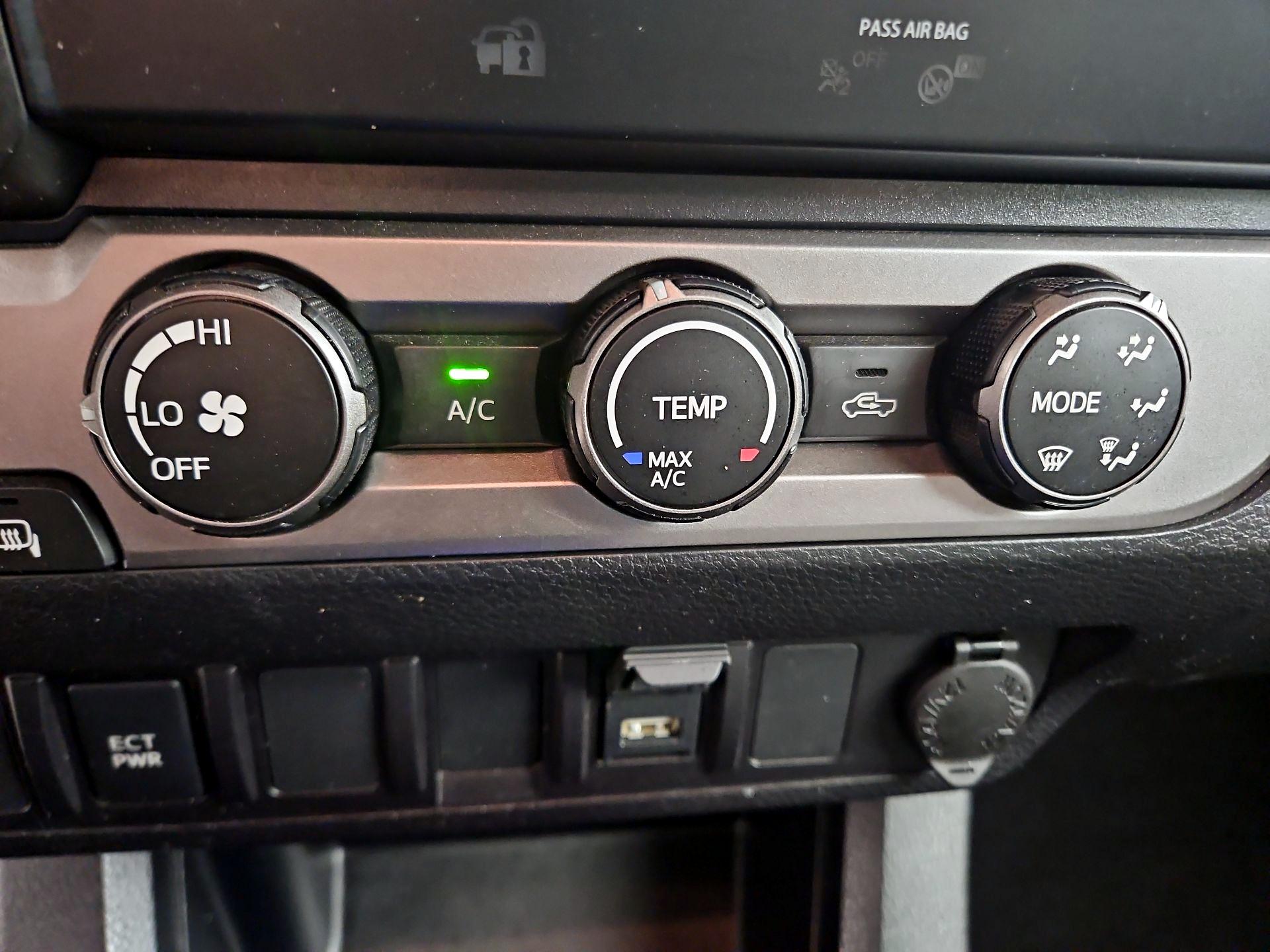 Thumbnail: 2023 Toyota Tacoma - 16