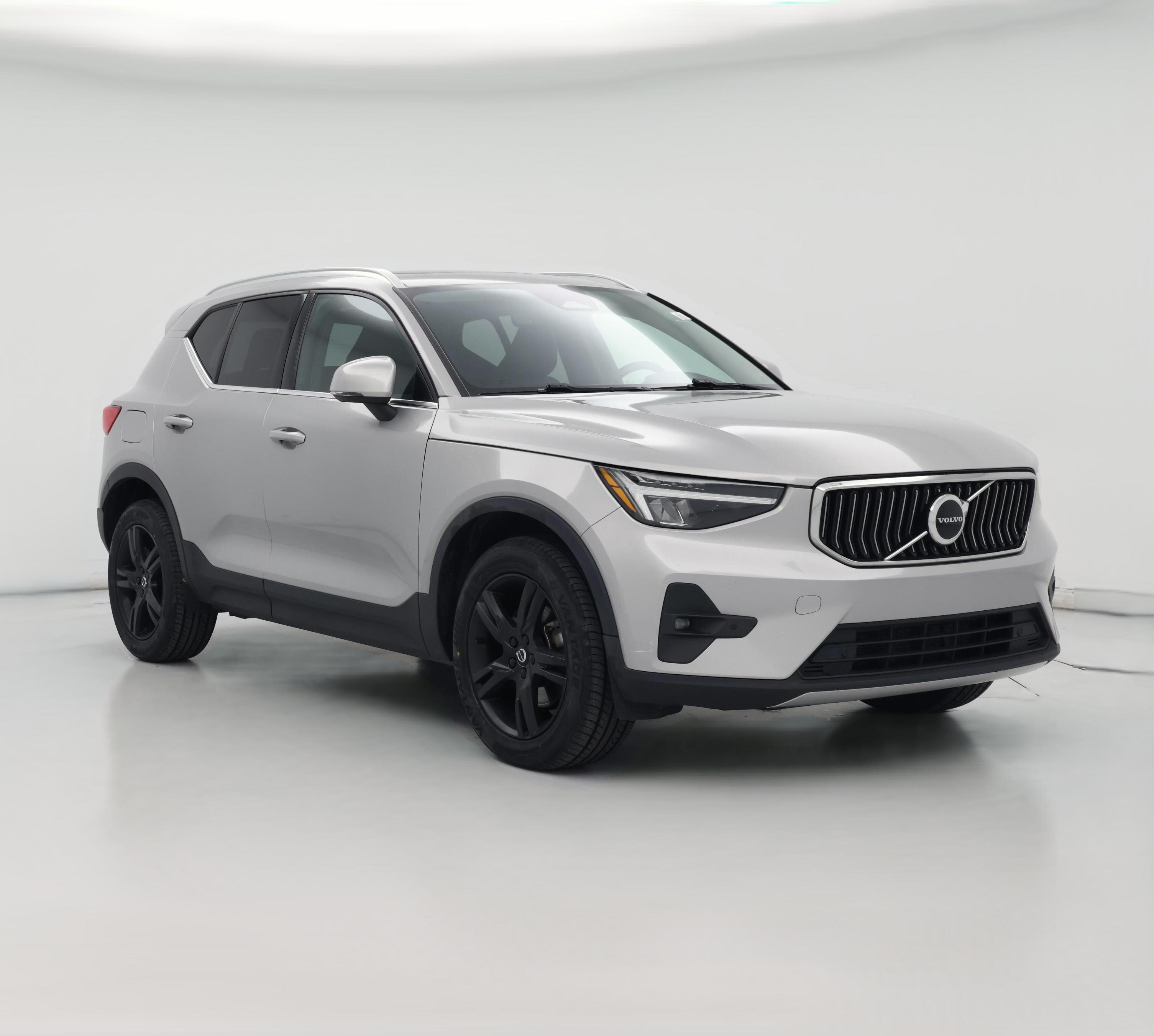 Thumbnail: 2023 Volvo XC40 - 1