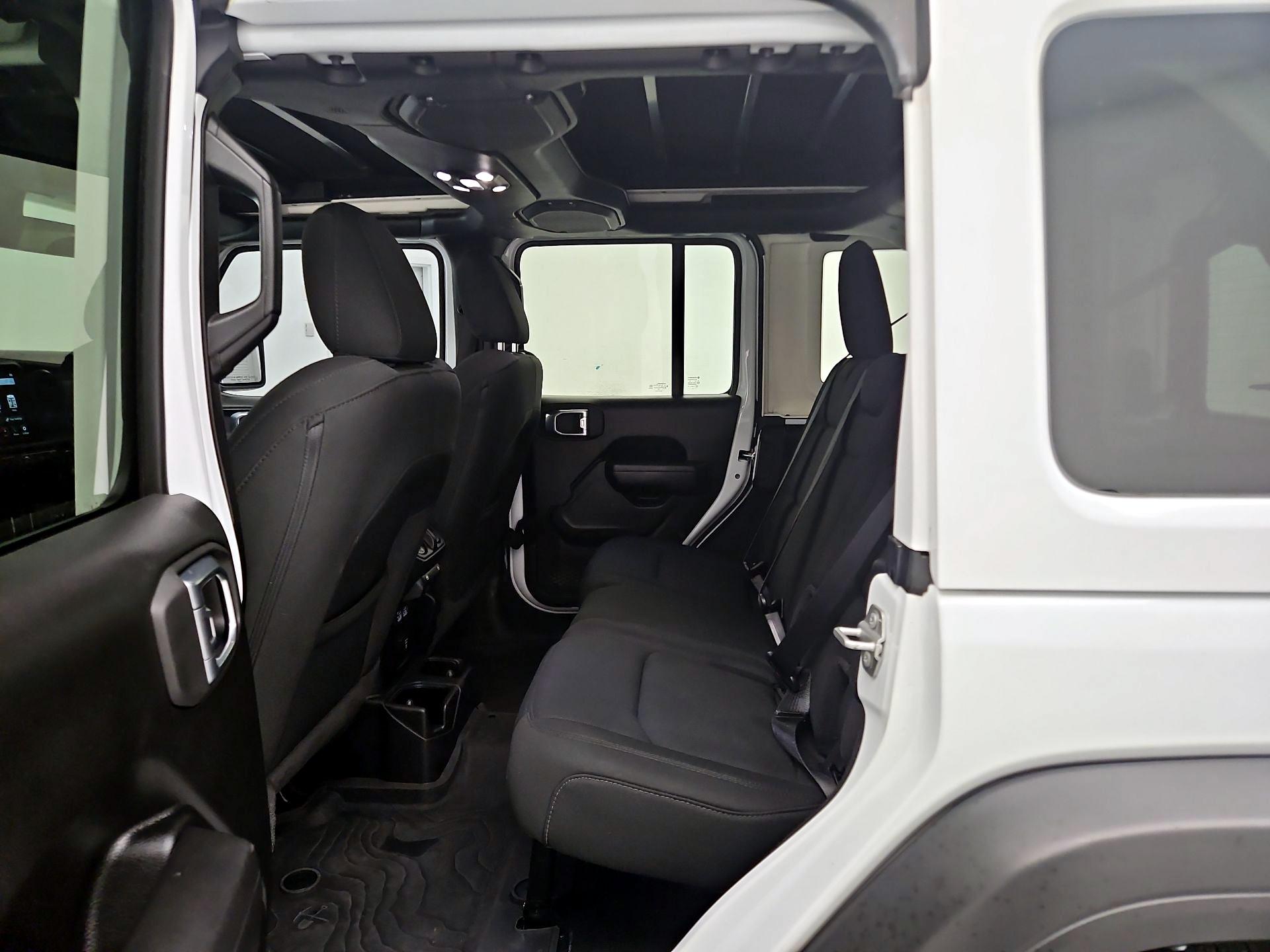 Thumbnail: 2022 Jeep Wrangler - 20