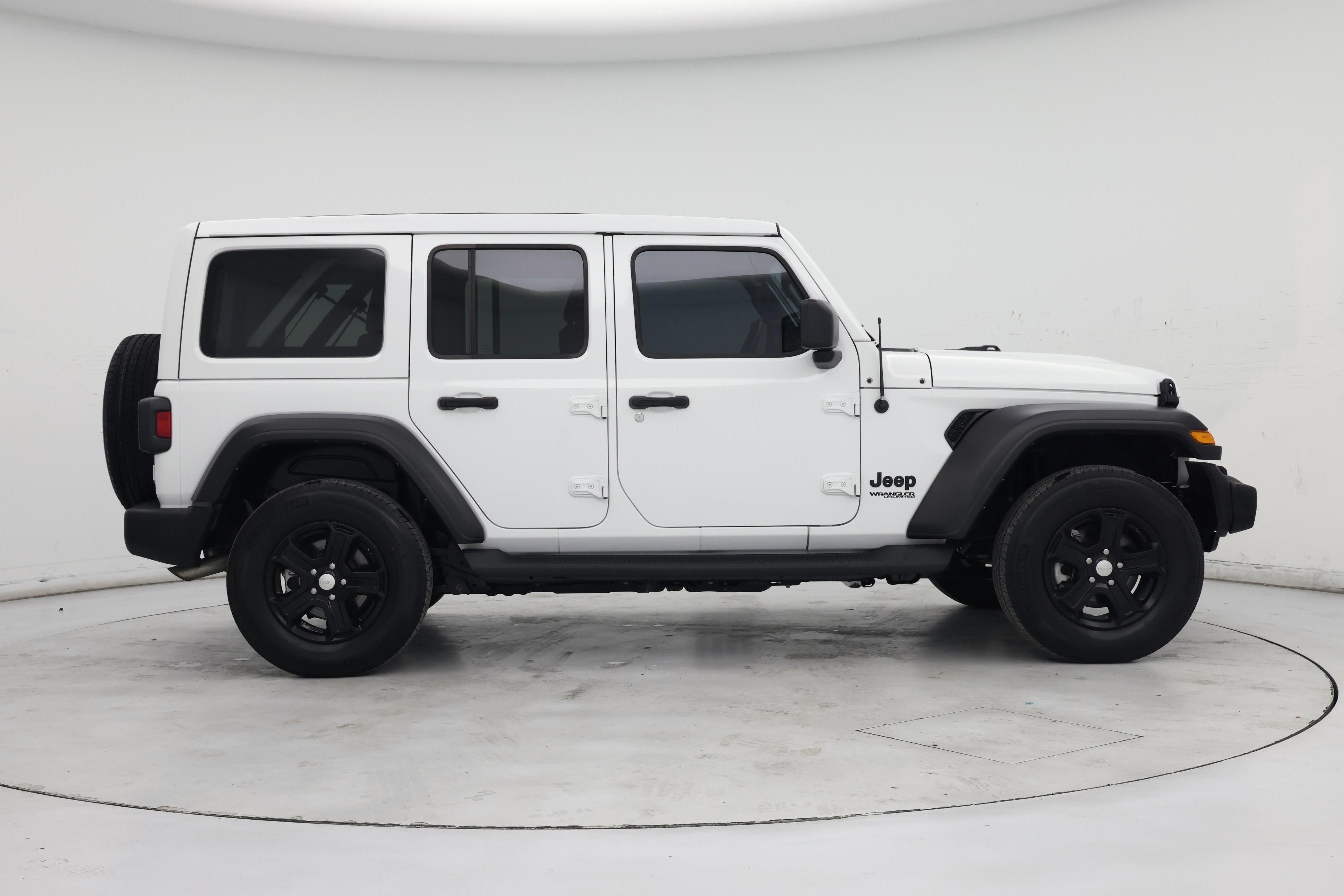 Thumbnail: 2022 Jeep Wrangler - 7