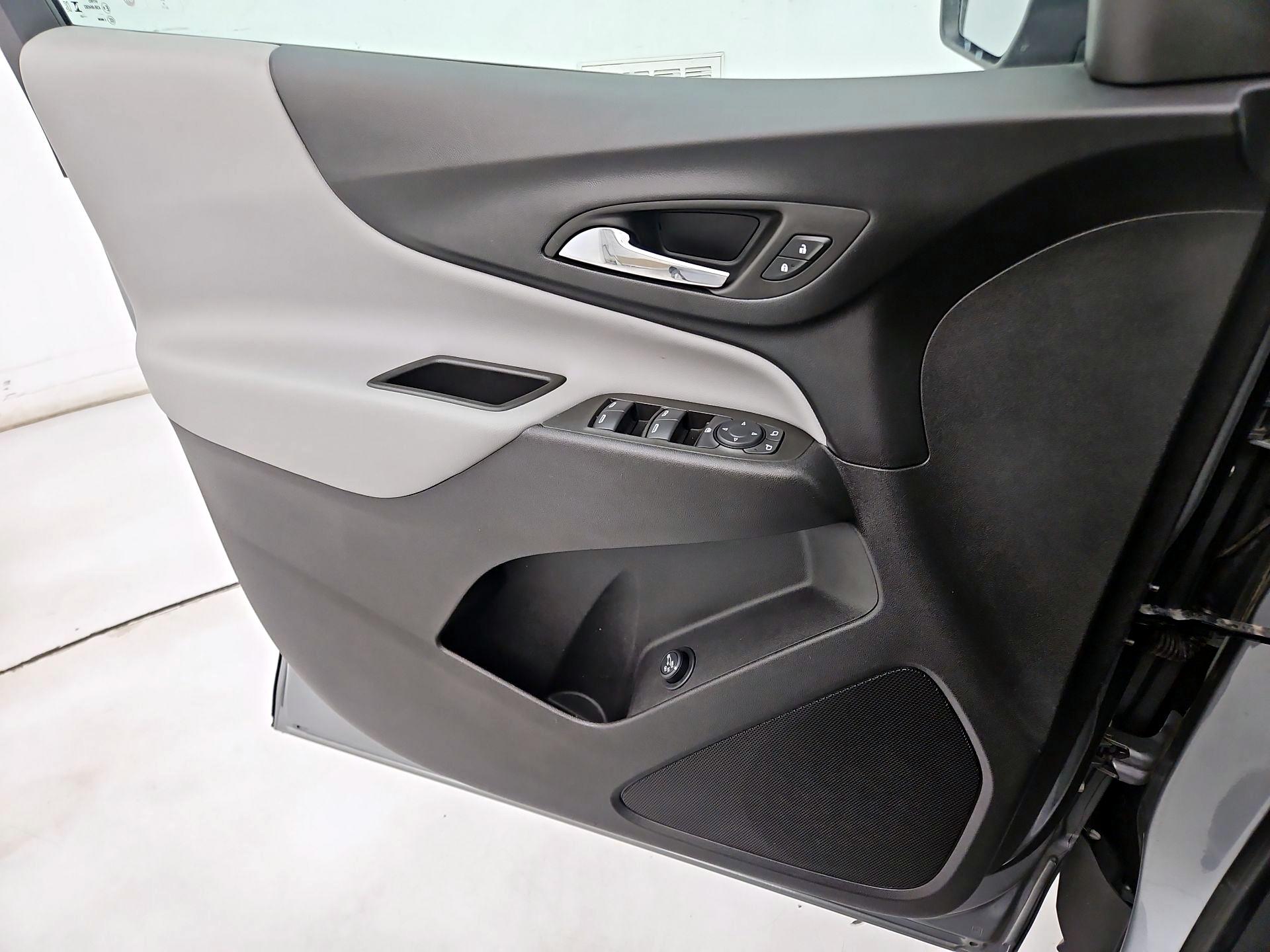 Thumbnail: 2023 Chevrolet Equinox - 12