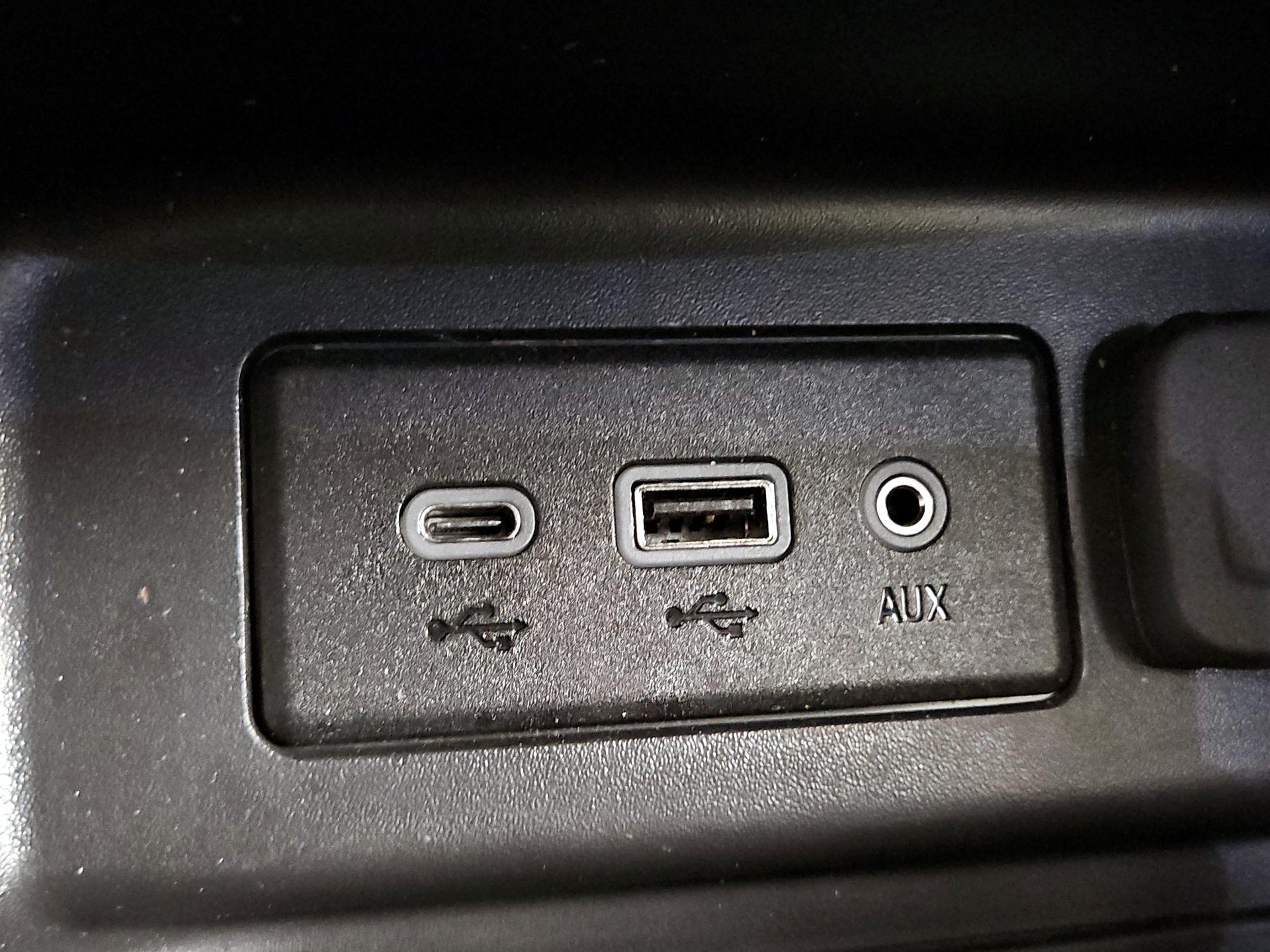 Thumbnail: 2023 Chevrolet Equinox - 18