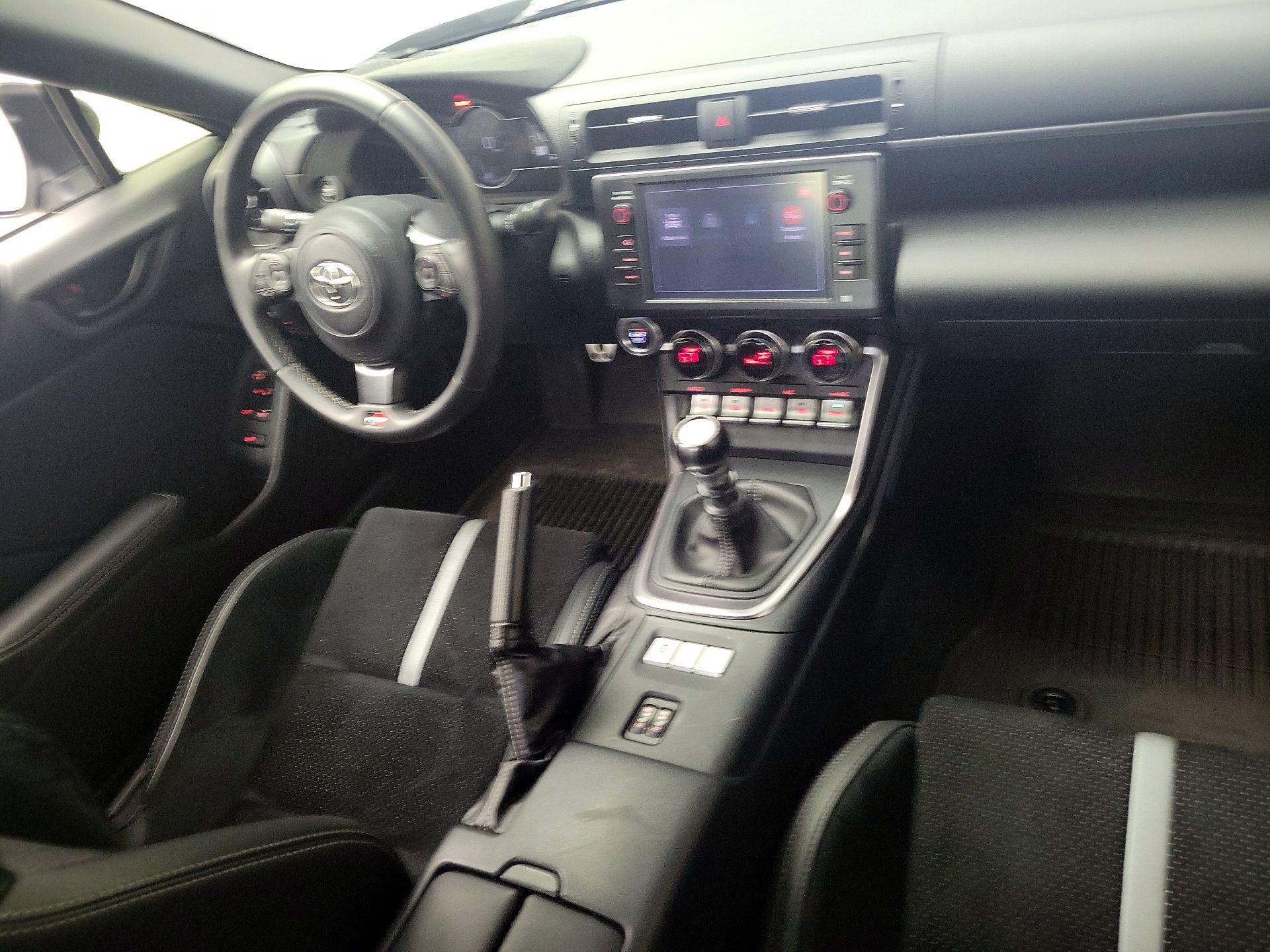 Thumbnail: 2022 Toyota GR86 - 9