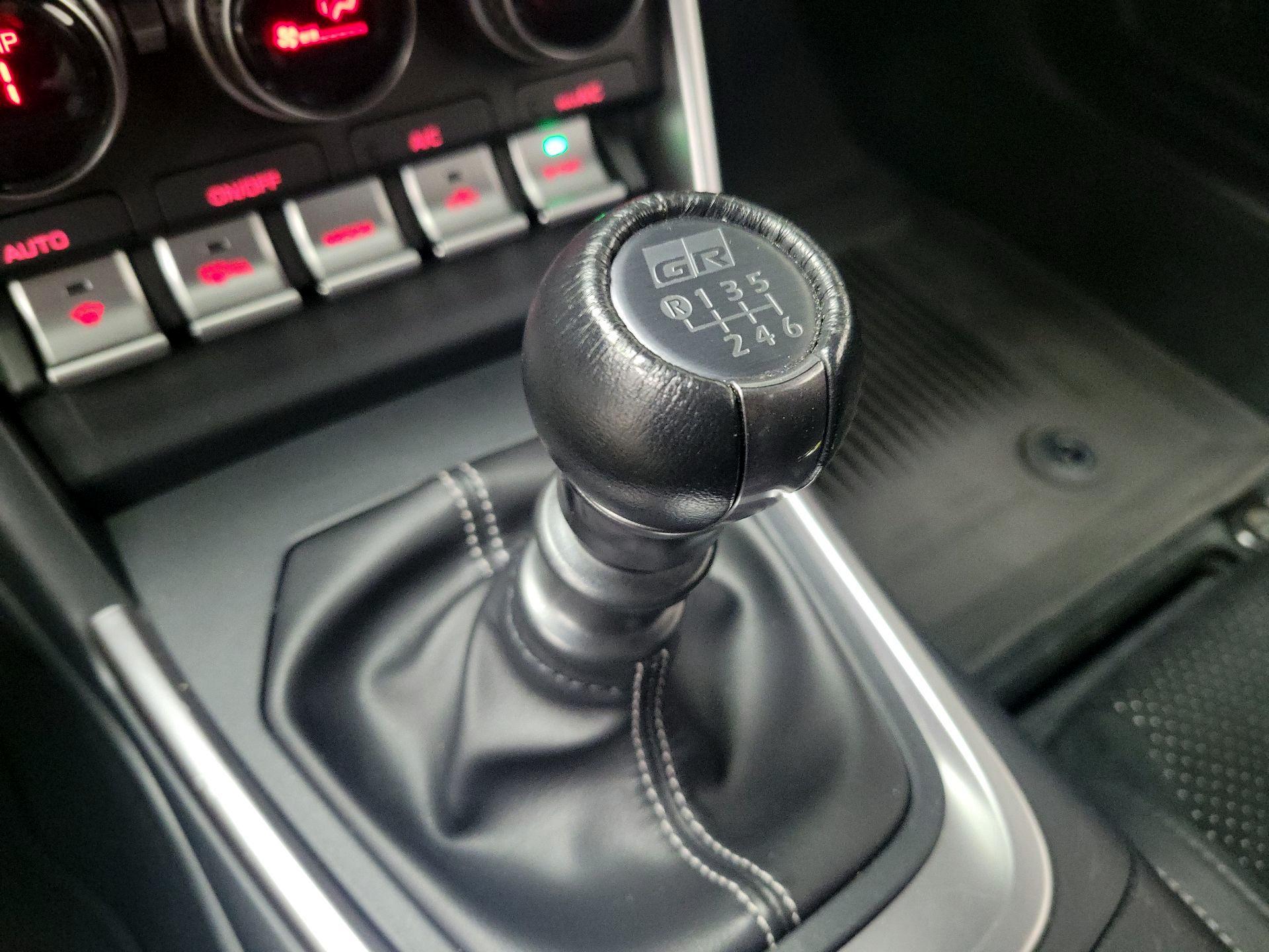 Thumbnail: 2022 Toyota GR86 - 18