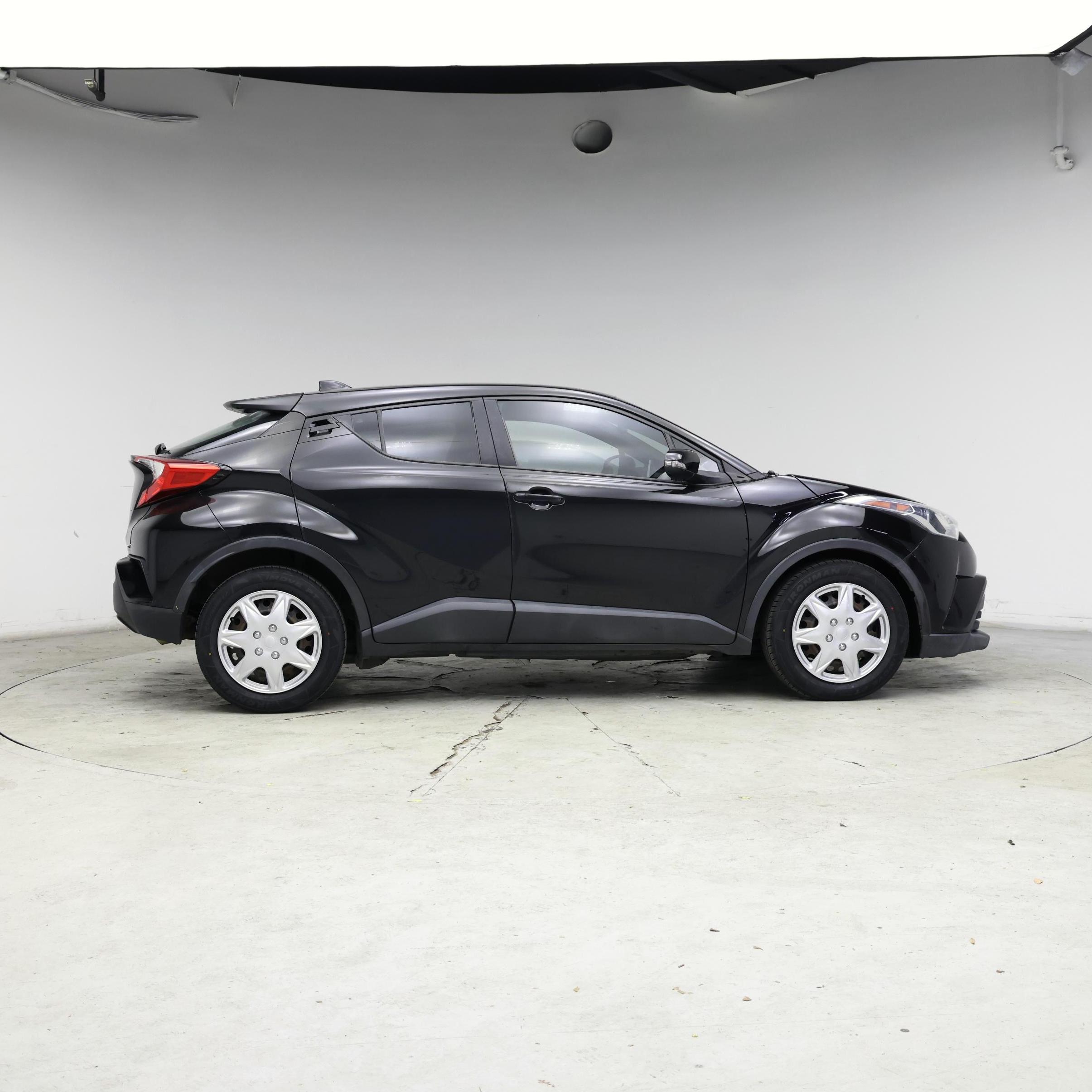 Thumbnail: 2019 Toyota C-HR - 7