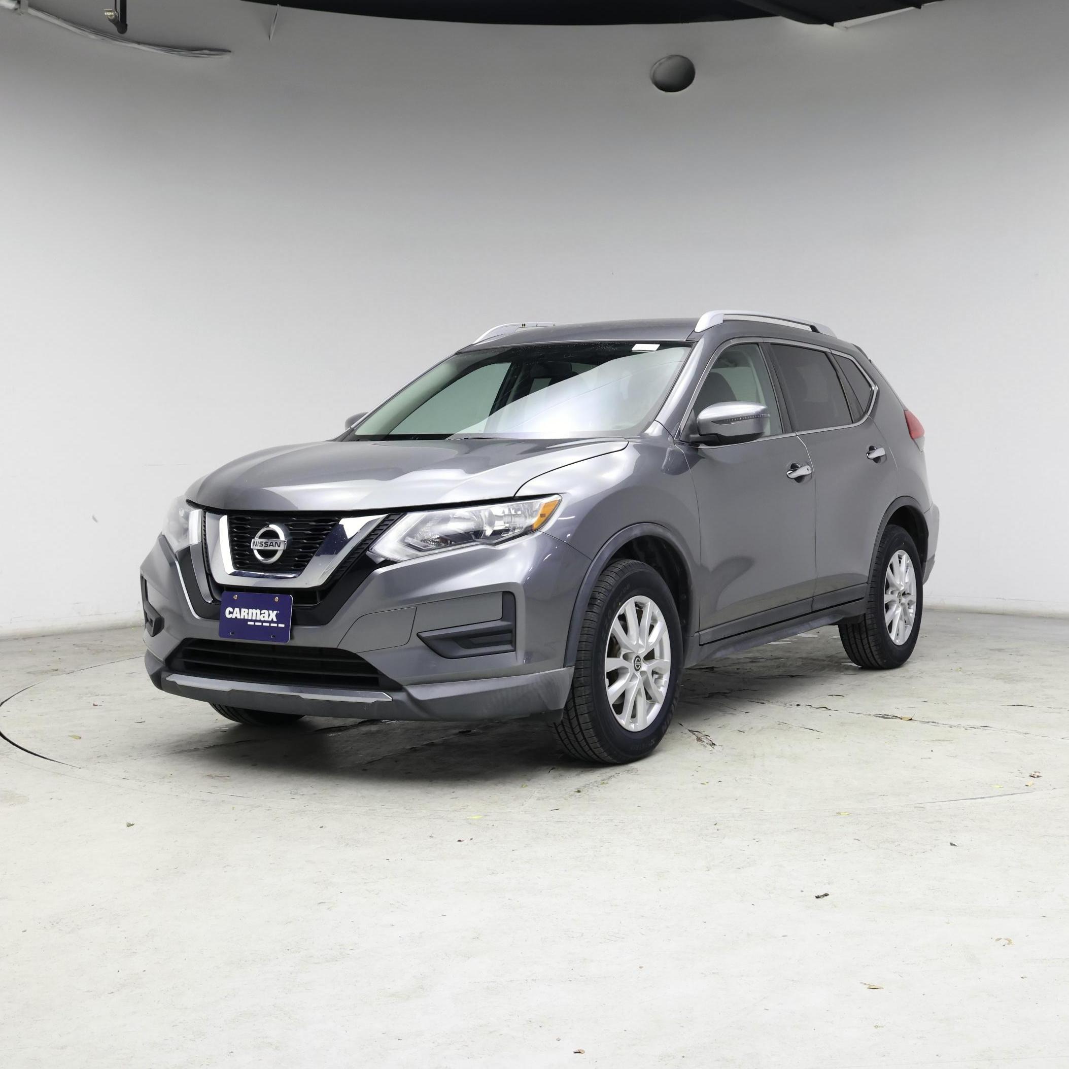 Thumbnail: 2017 Nissan Rogue - 4