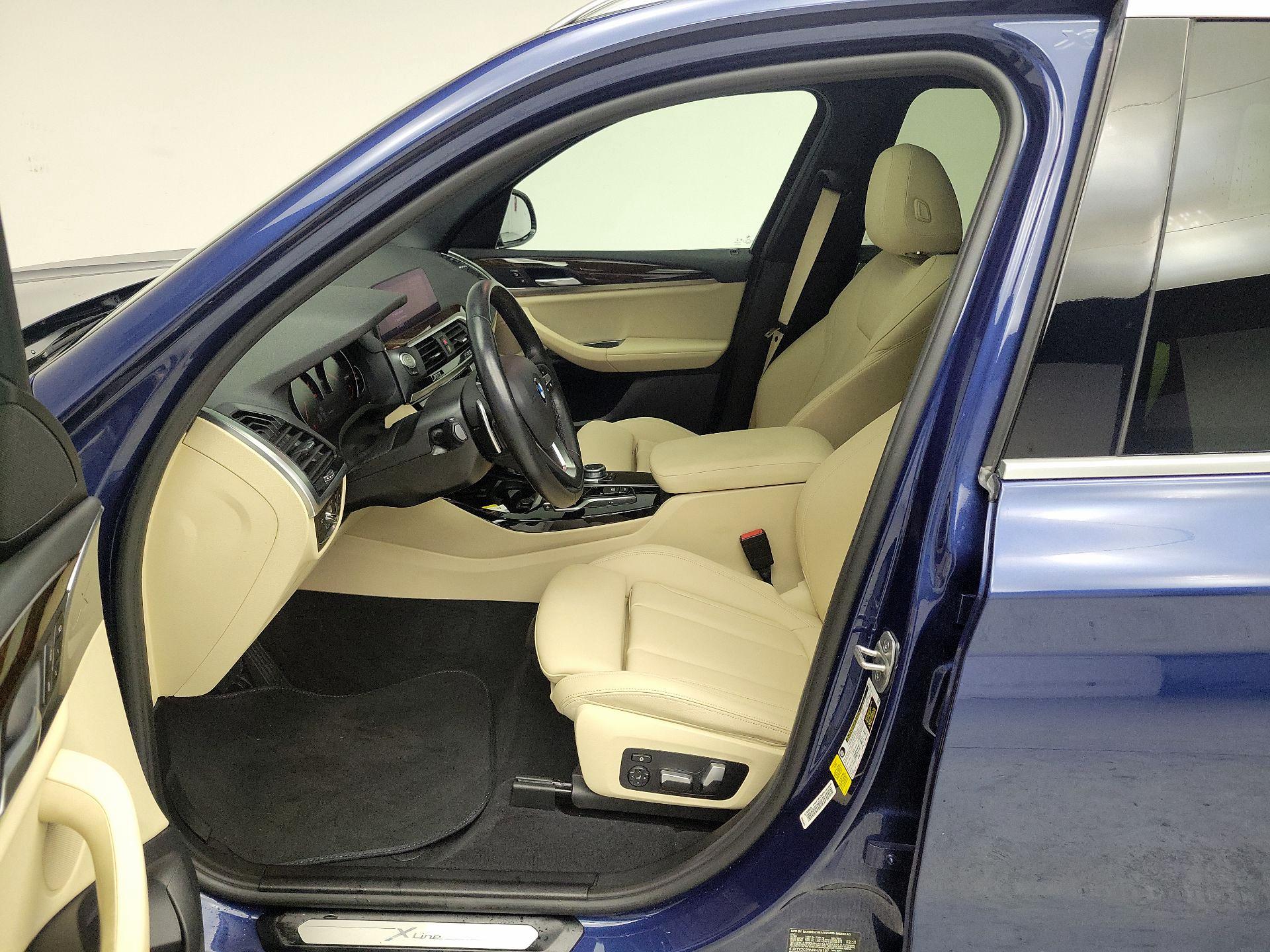 Thumbnail: 2021 BMW X3 - 11