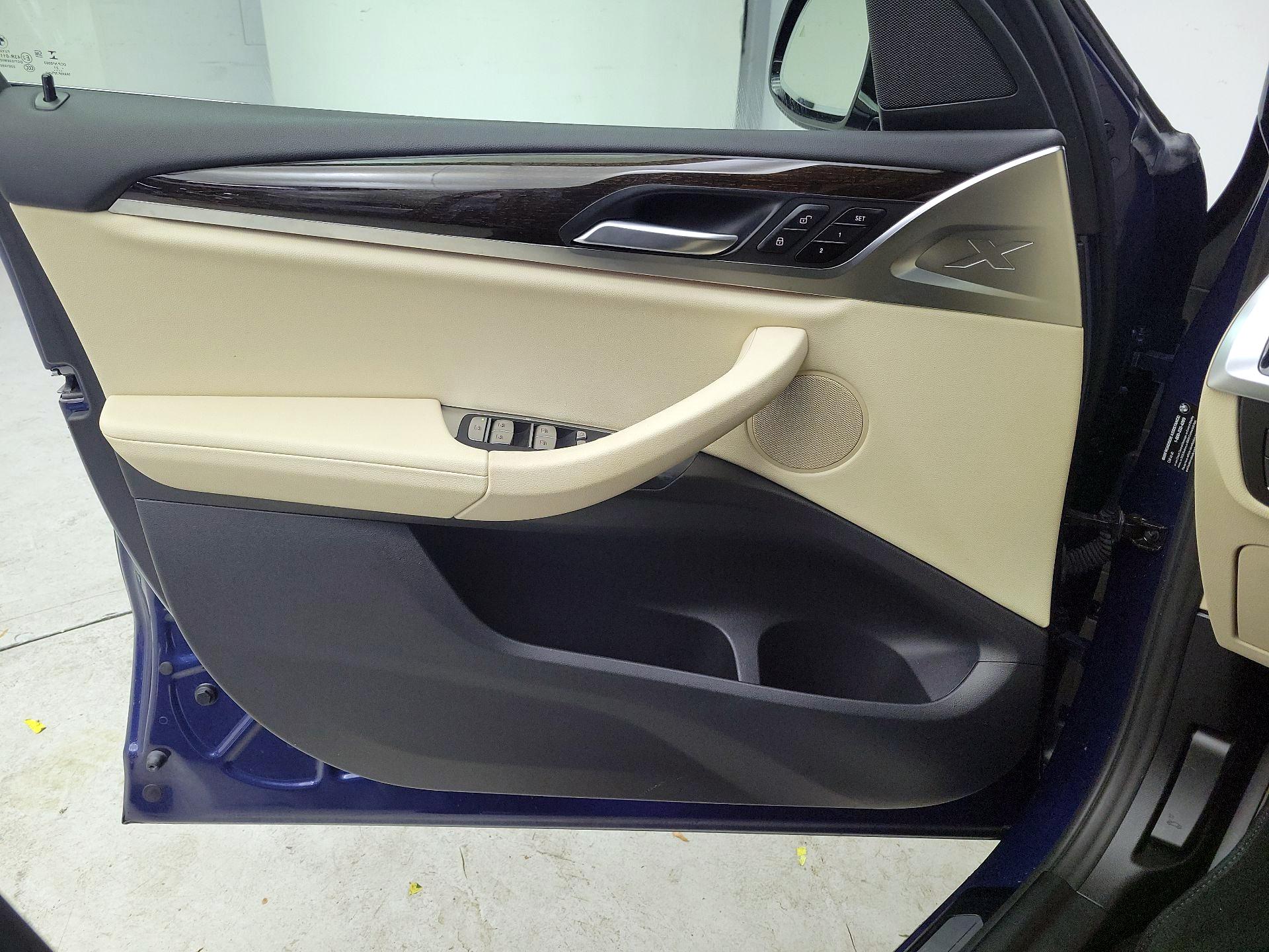 Thumbnail: 2021 BMW X3 - 12