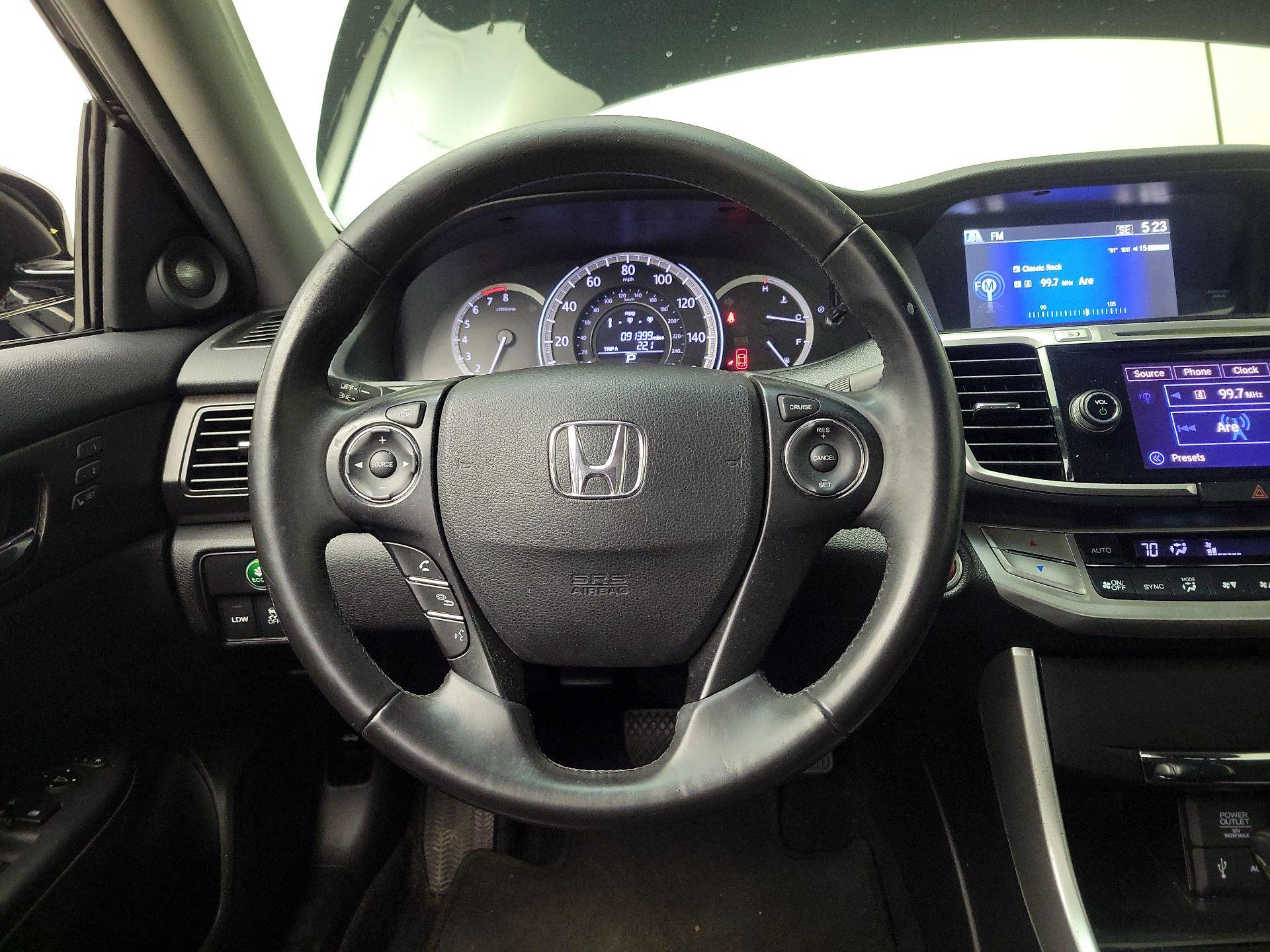 Thumbnail: 2015 Honda Accord - 10