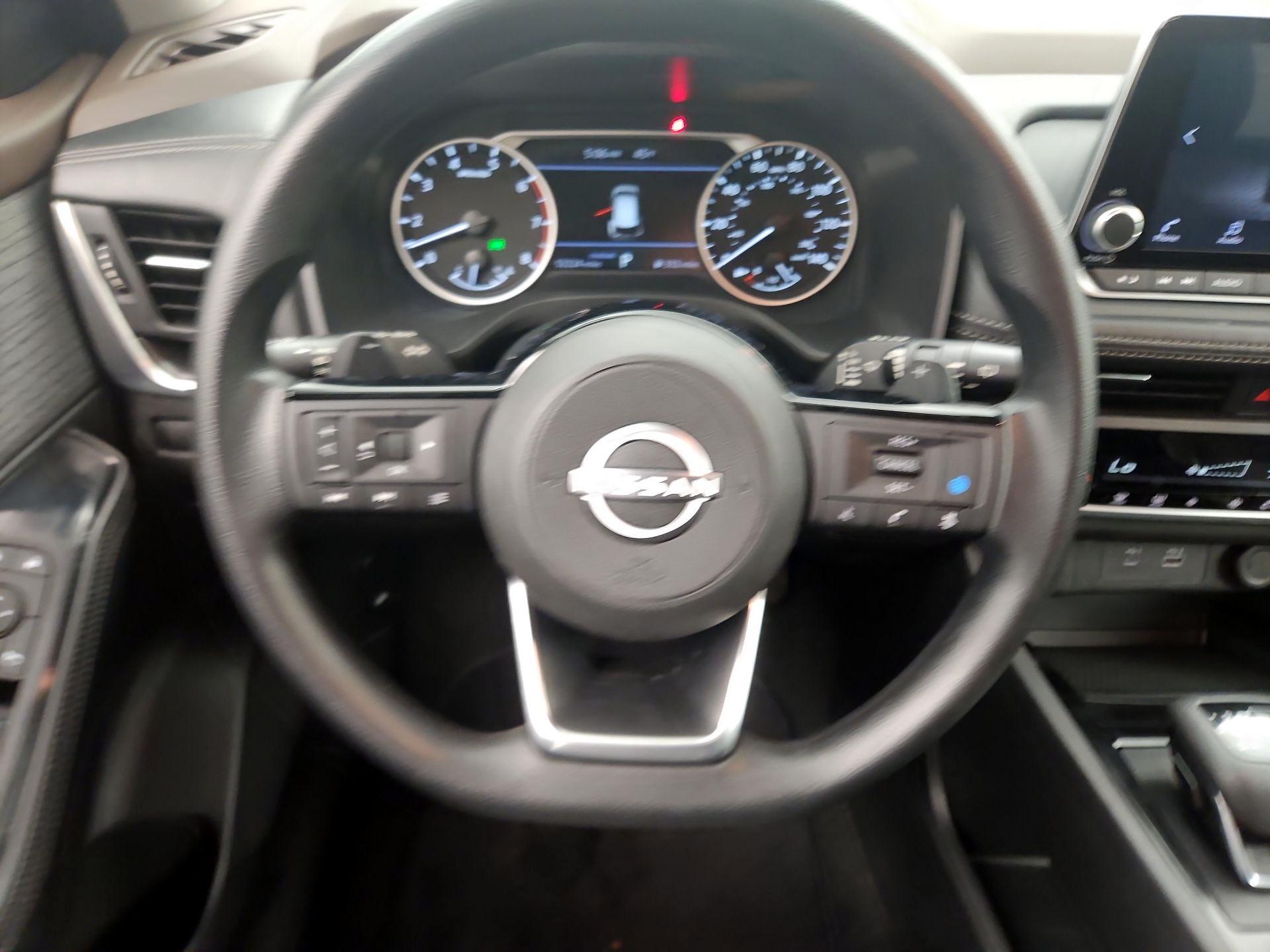 Thumbnail: 2023 Nissan Rogue - 10