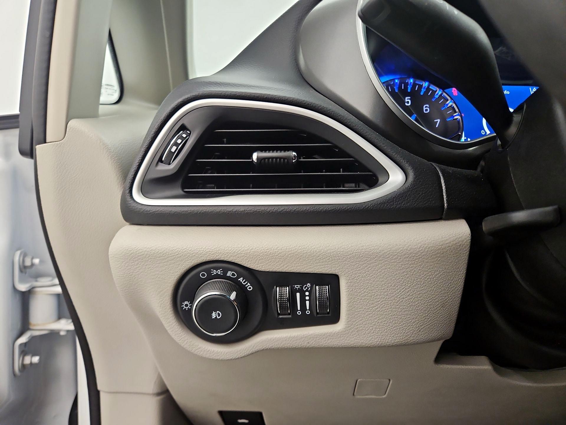 Thumbnail: 2024 Chrysler Pacifica - 13