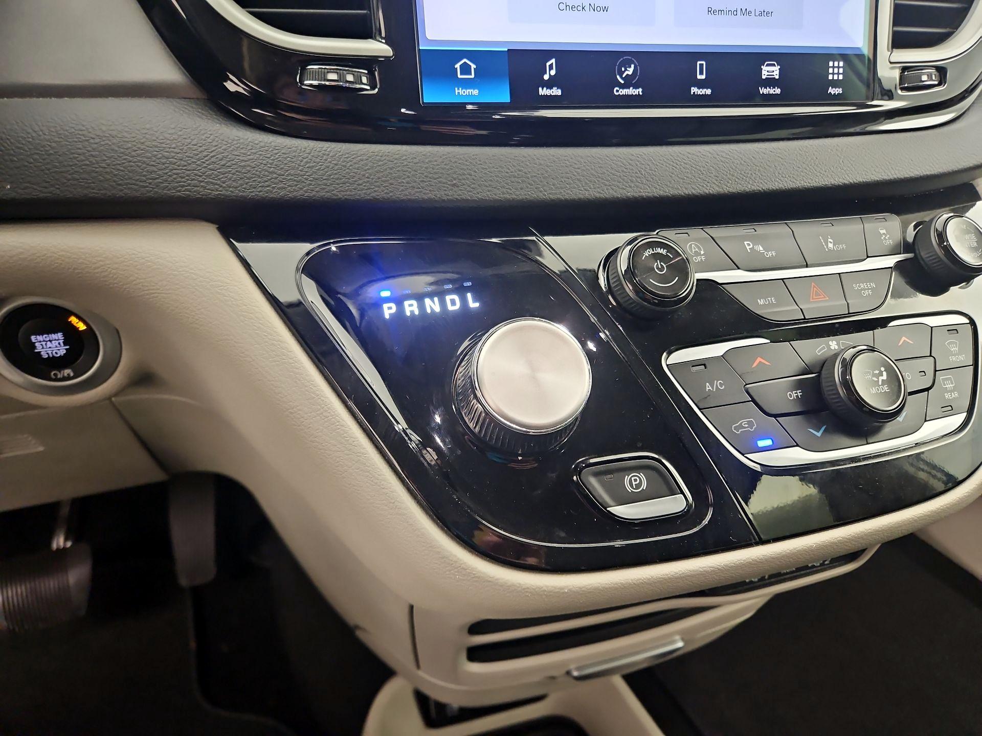 Thumbnail: 2024 Chrysler Pacifica - 17