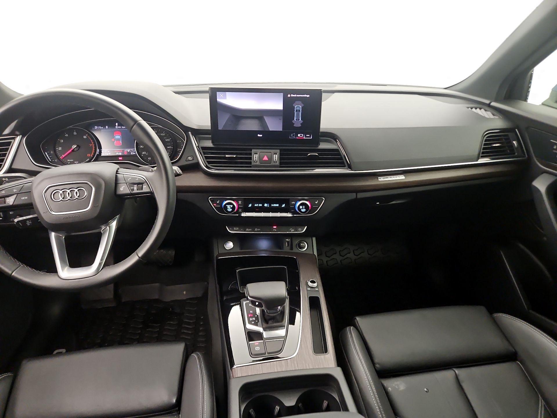 Thumbnail: 2024 Audi Q5 - 9