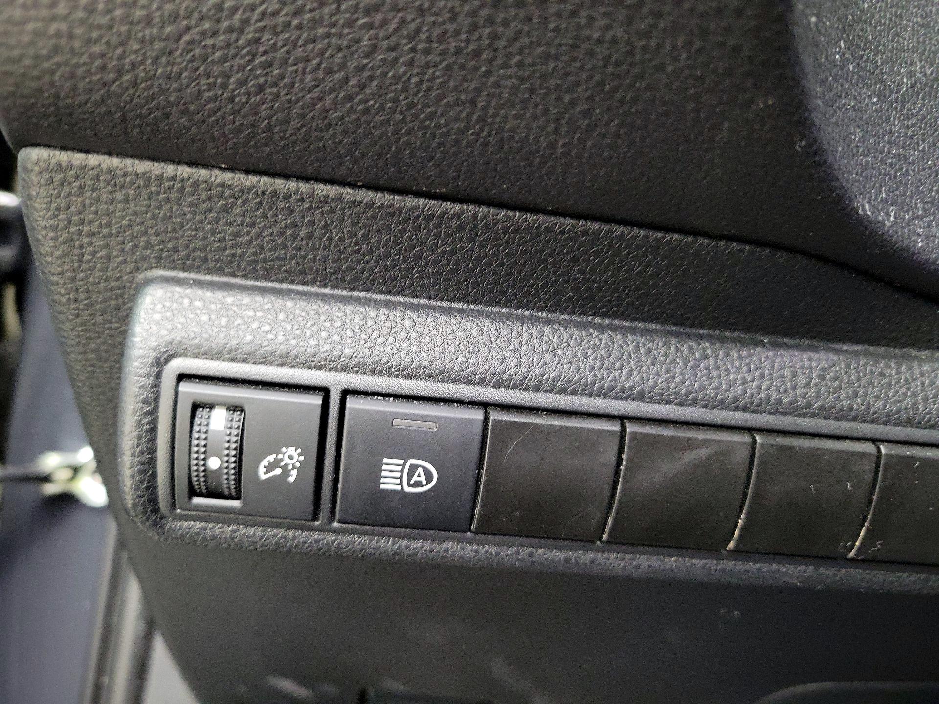 Thumbnail: 2024 Toyota Corolla - 13