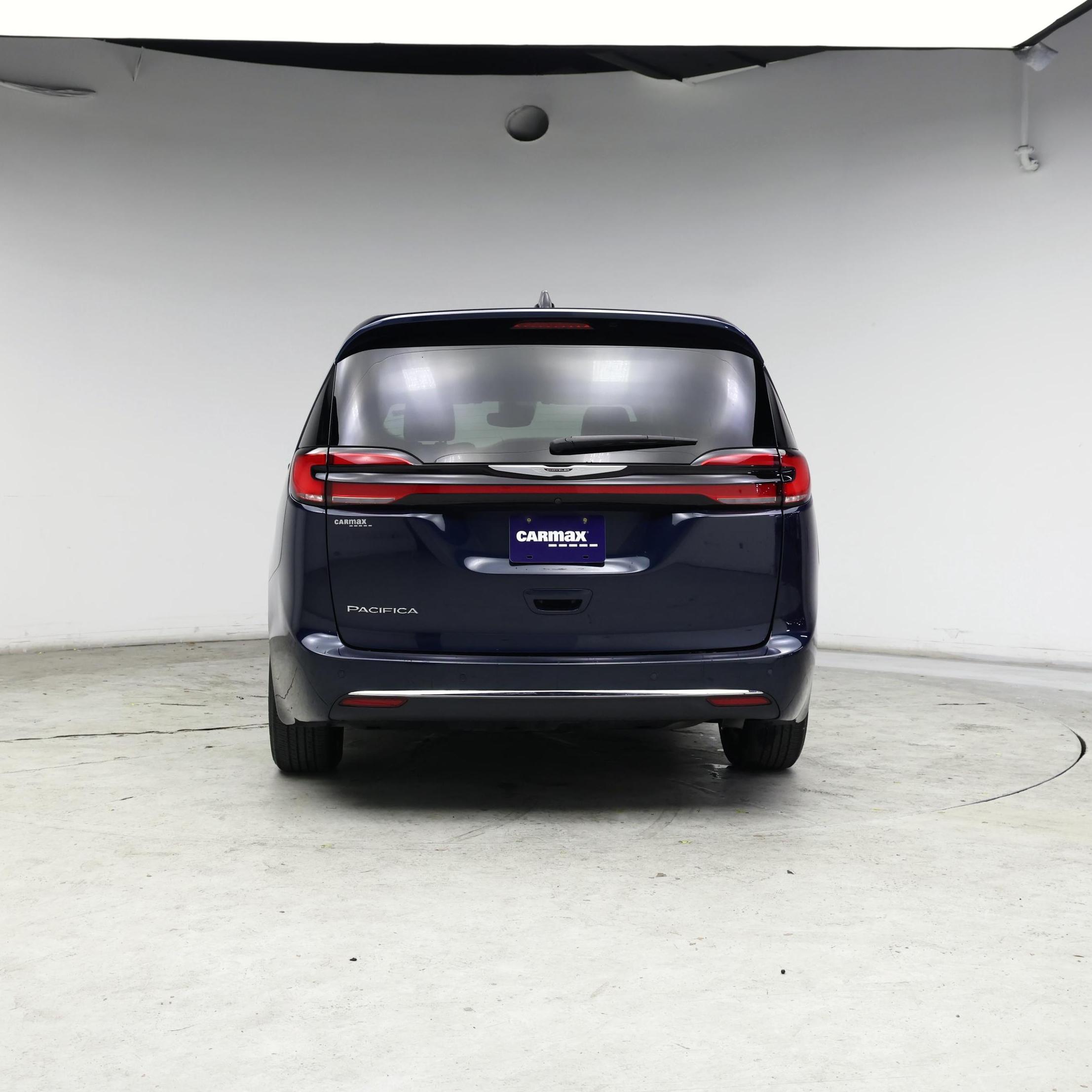 Thumbnail: 2024 Chrysler Pacifica - 6