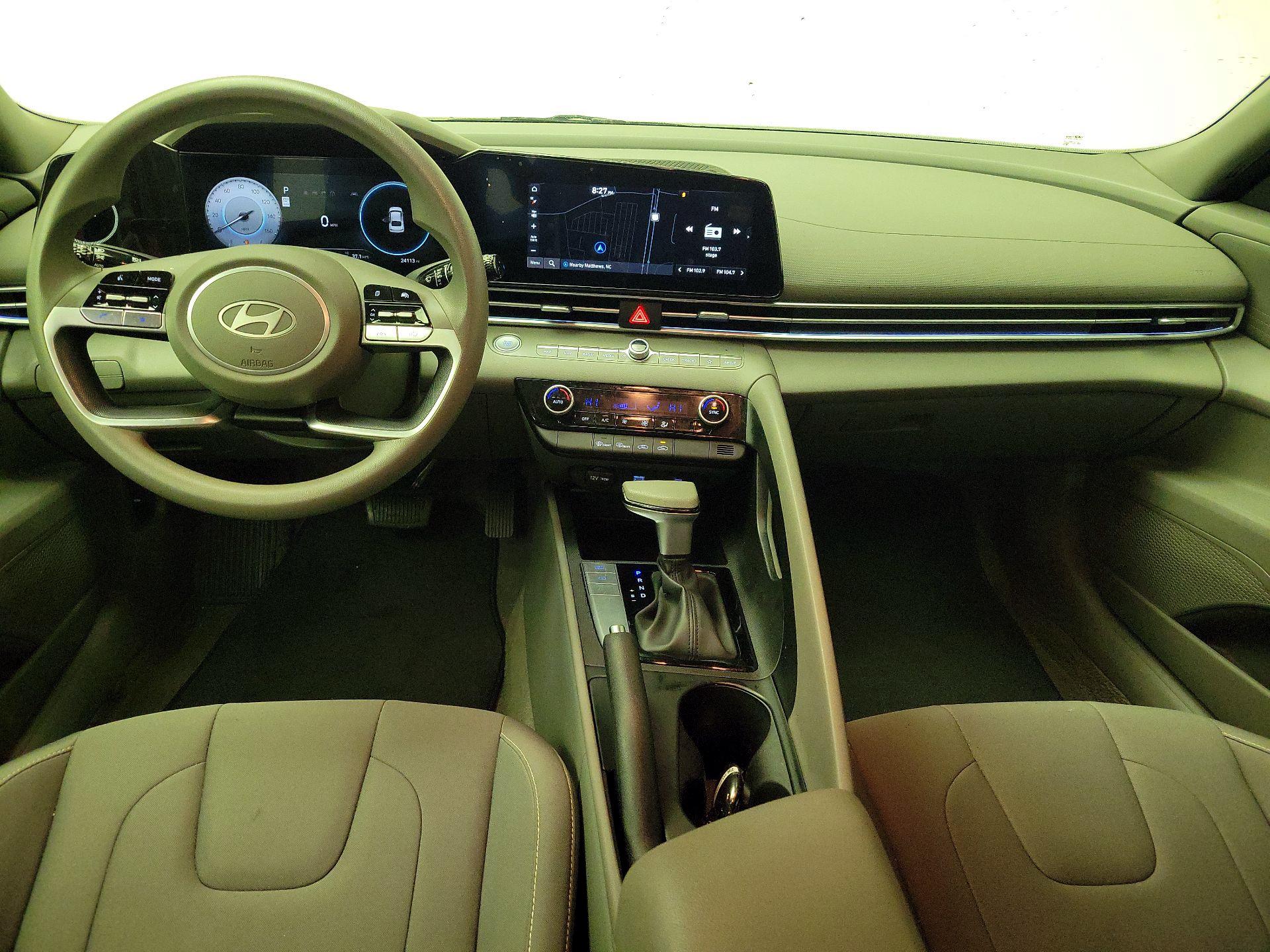 Thumbnail: 2024 Hyundai Elantra - 9