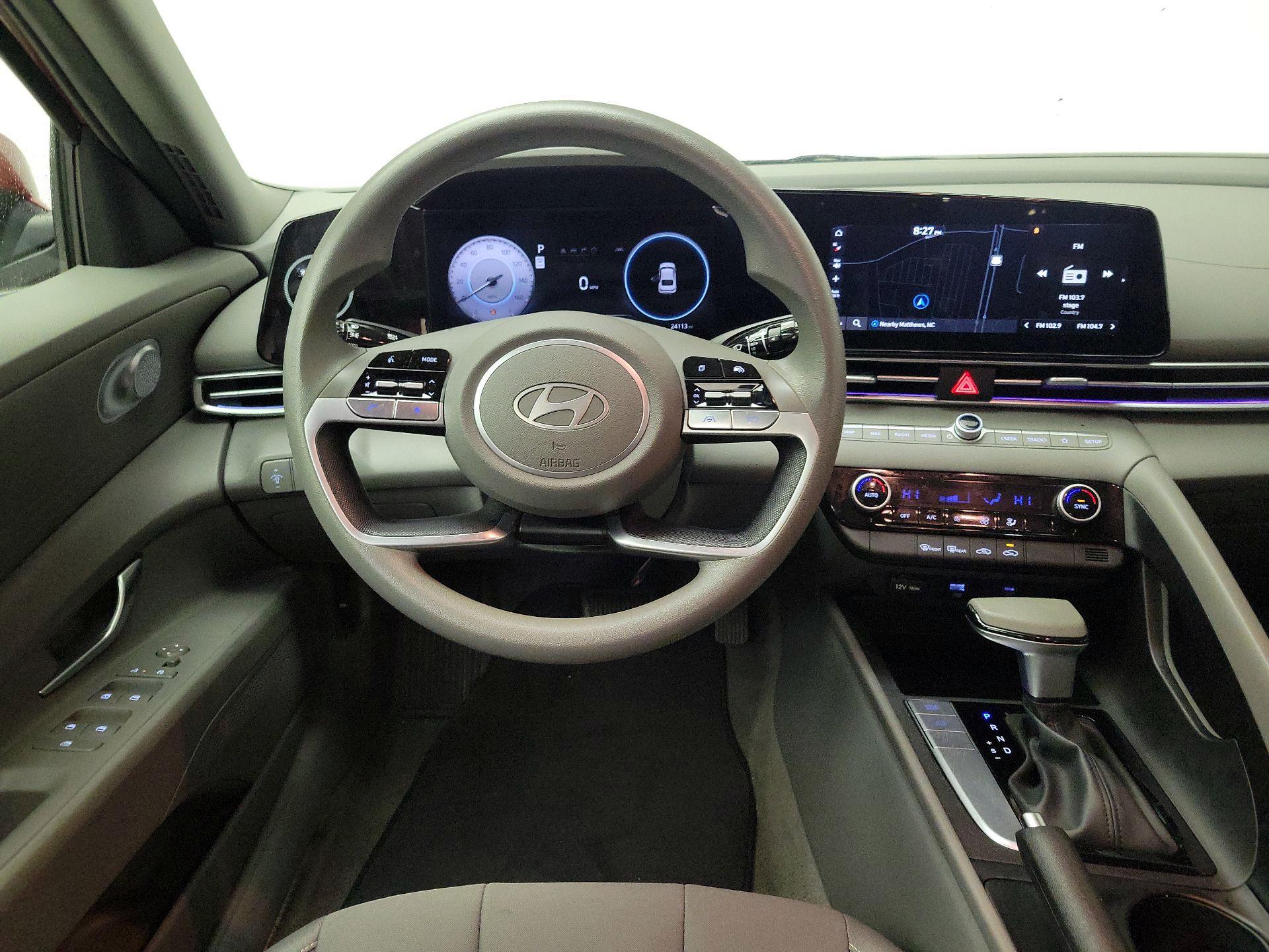 Thumbnail: 2024 Hyundai Elantra - 10