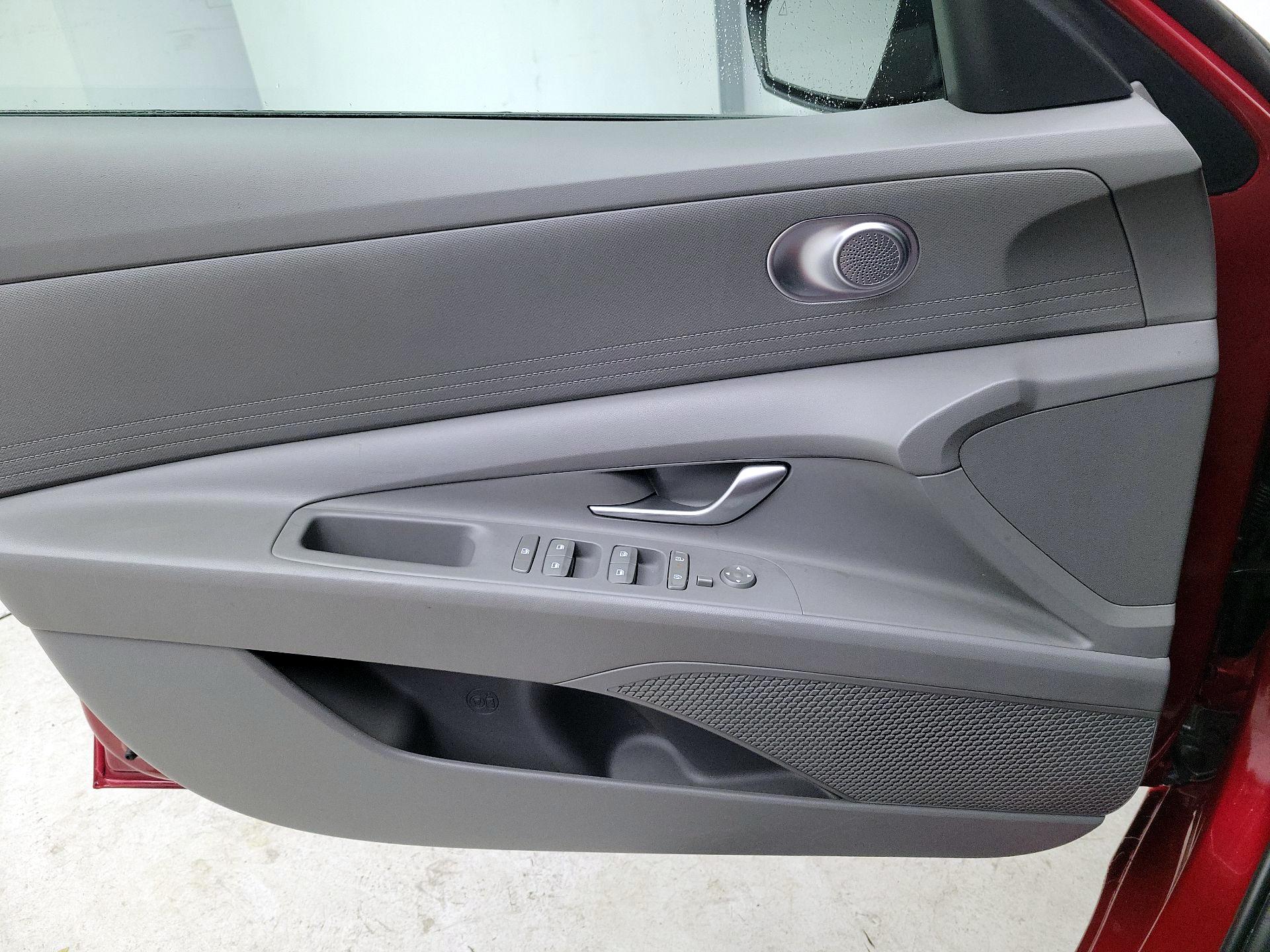 Thumbnail: 2024 Hyundai Elantra - 12