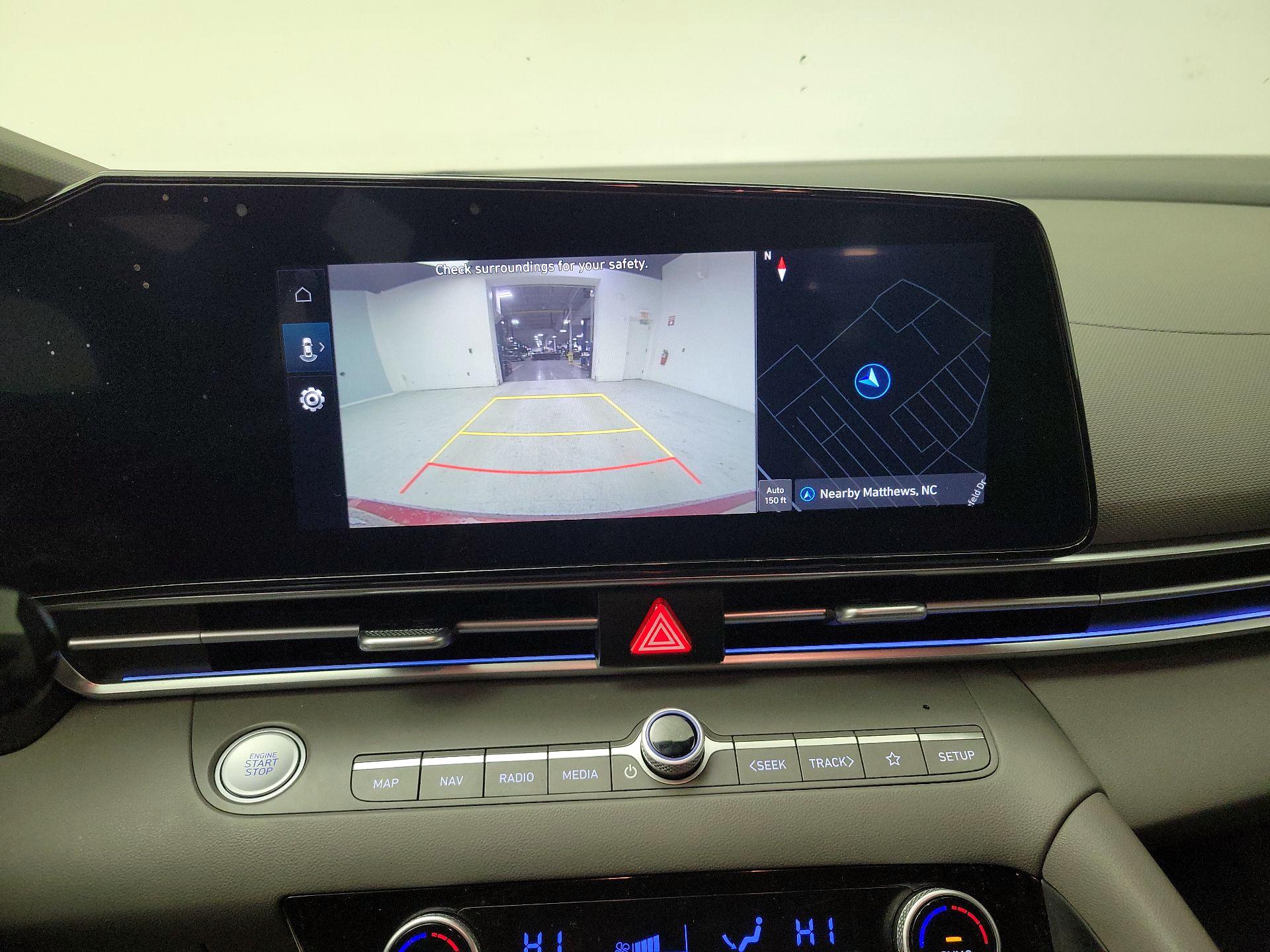 Thumbnail: 2024 Hyundai Elantra - 15