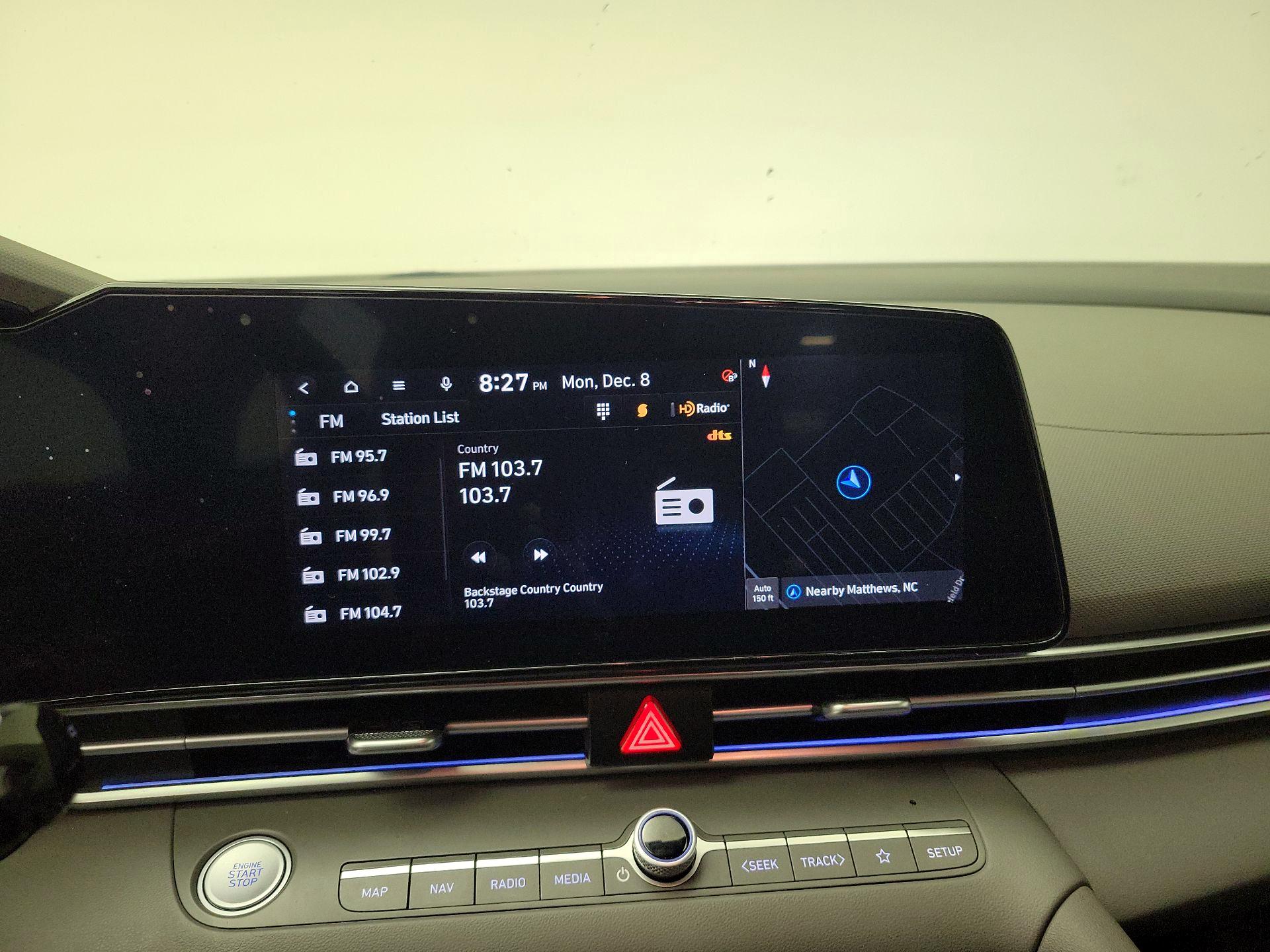 Thumbnail: 2024 Hyundai Elantra - 16