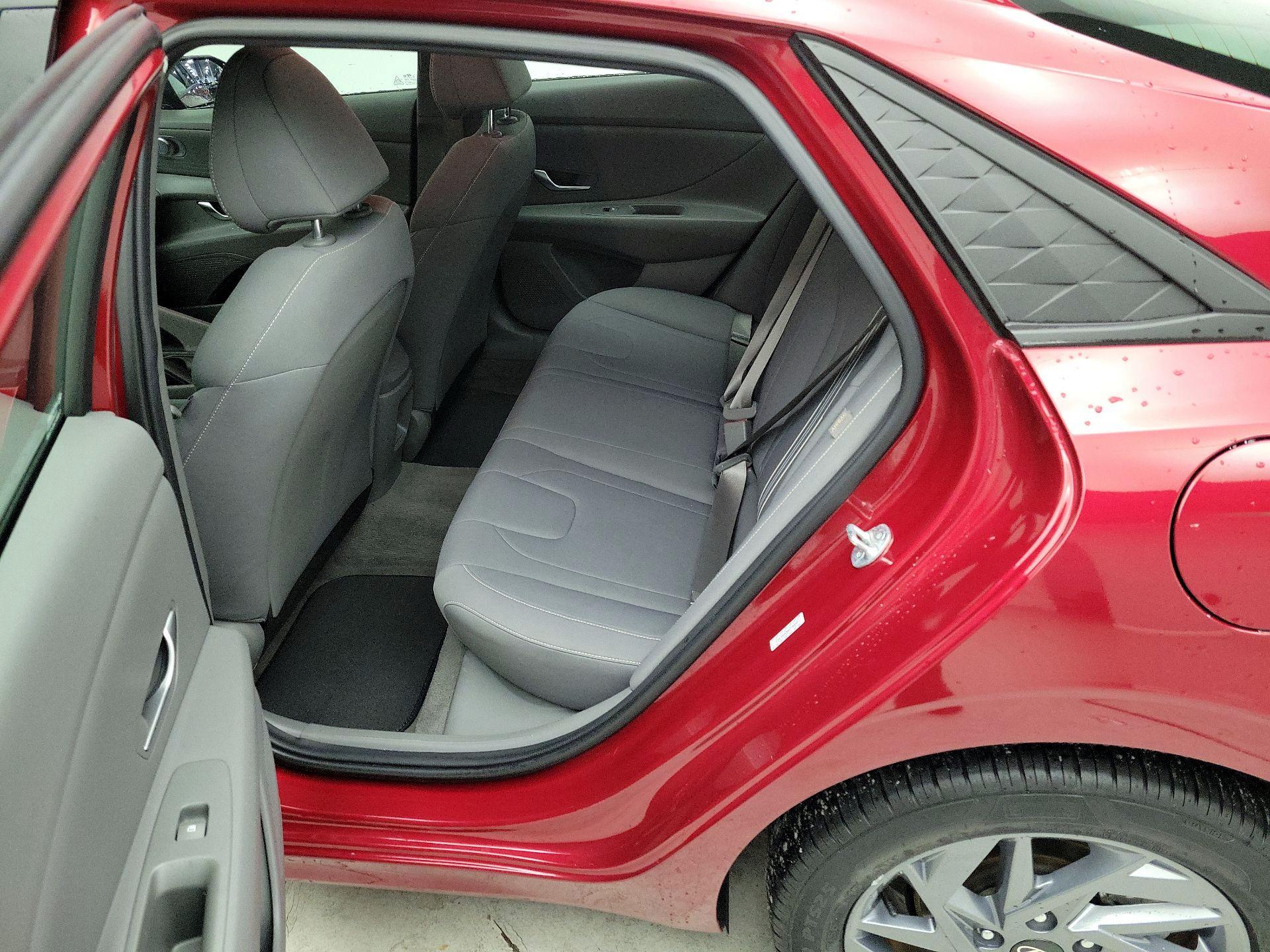 Thumbnail: 2024 Hyundai Elantra - 20