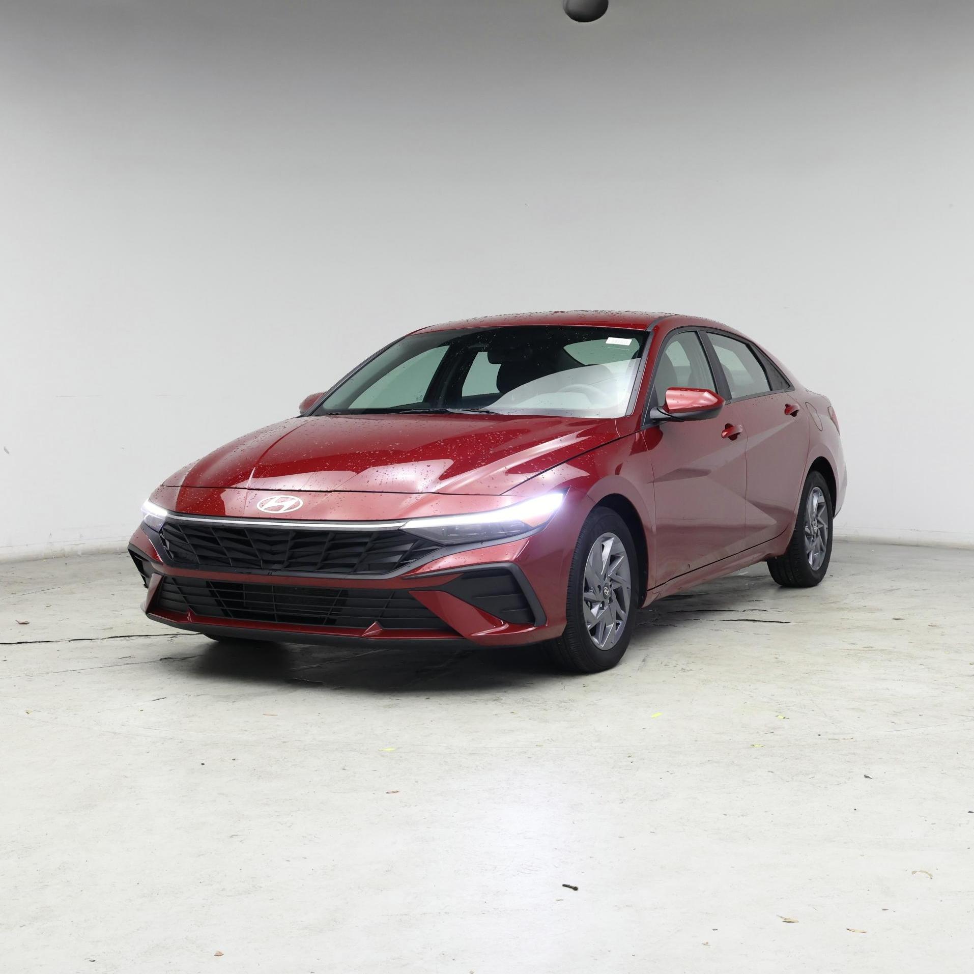 Thumbnail: 2024 Hyundai Elantra - 4