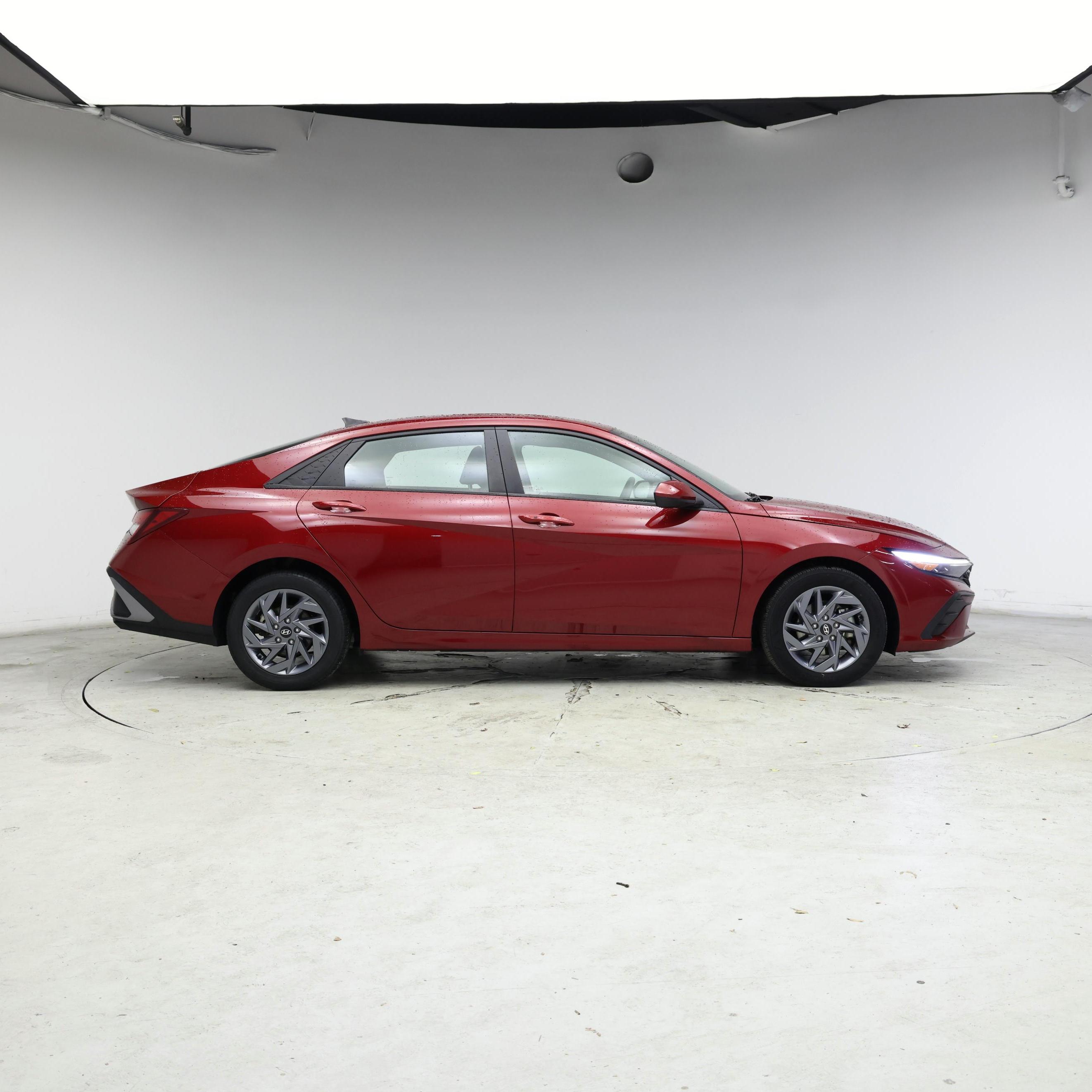 Thumbnail: 2024 Hyundai Elantra - 7