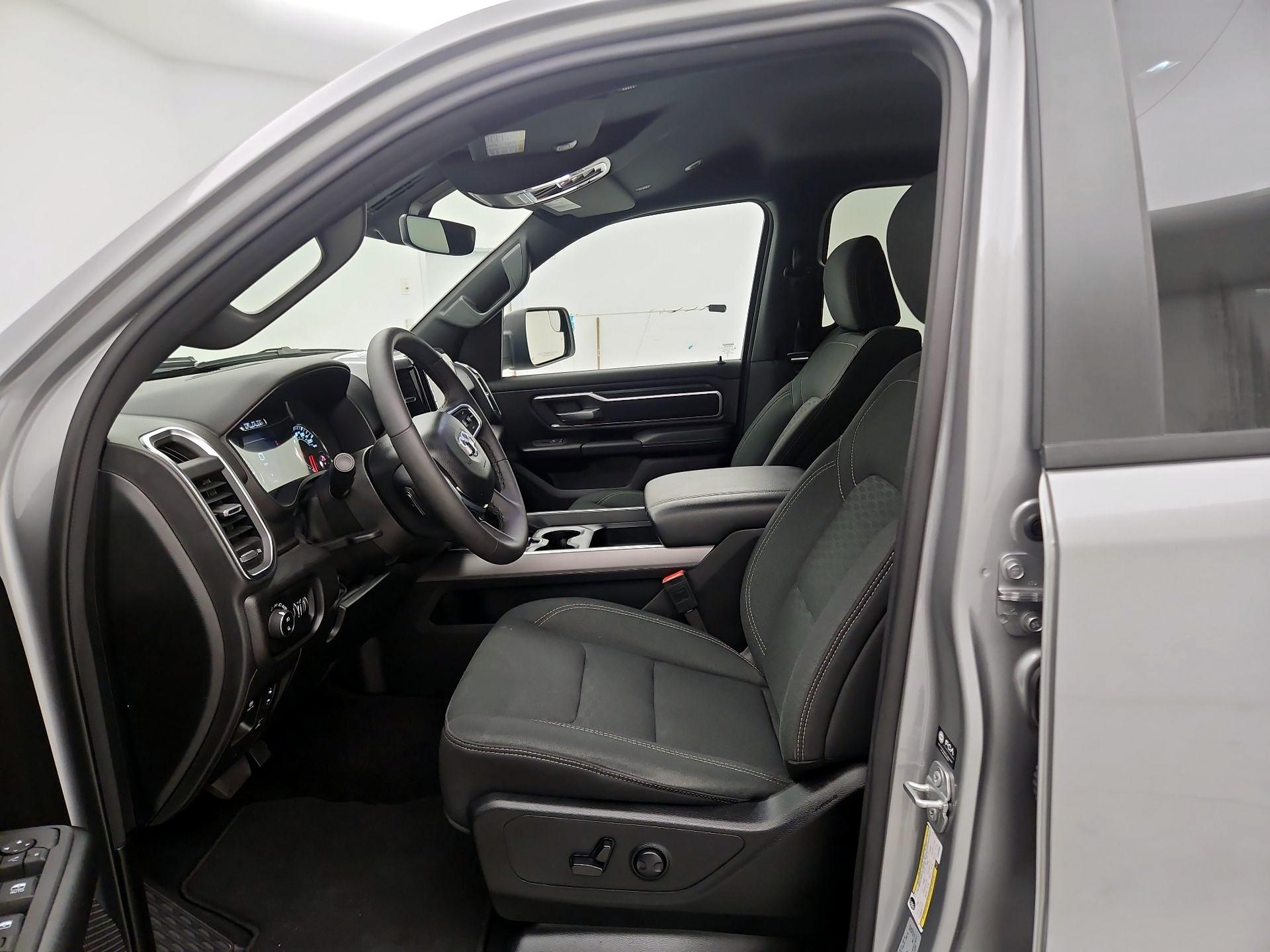 Thumbnail: 2025 RAM 1500 - 11