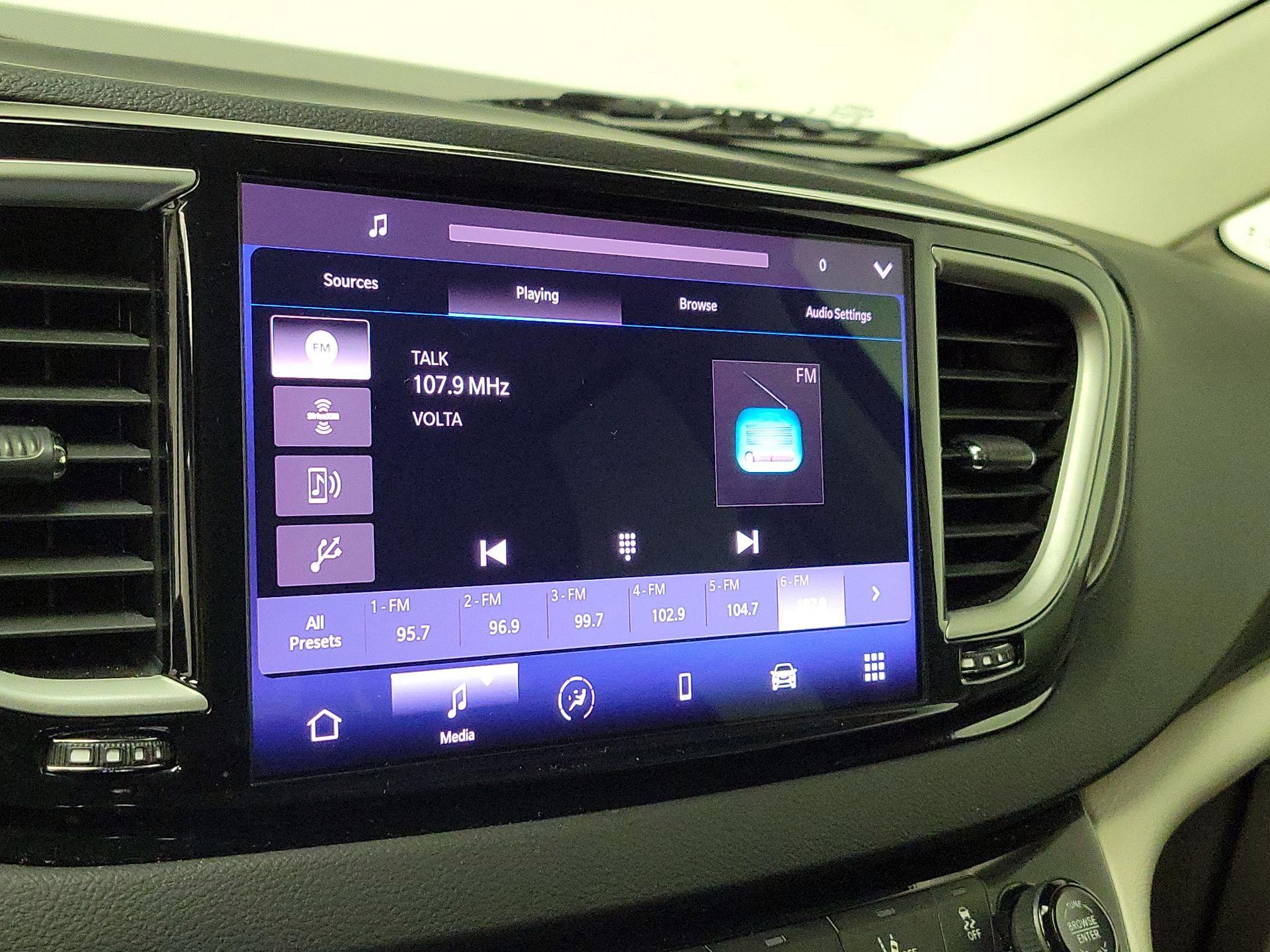 Thumbnail: 2024 Chrysler Pacifica - 15