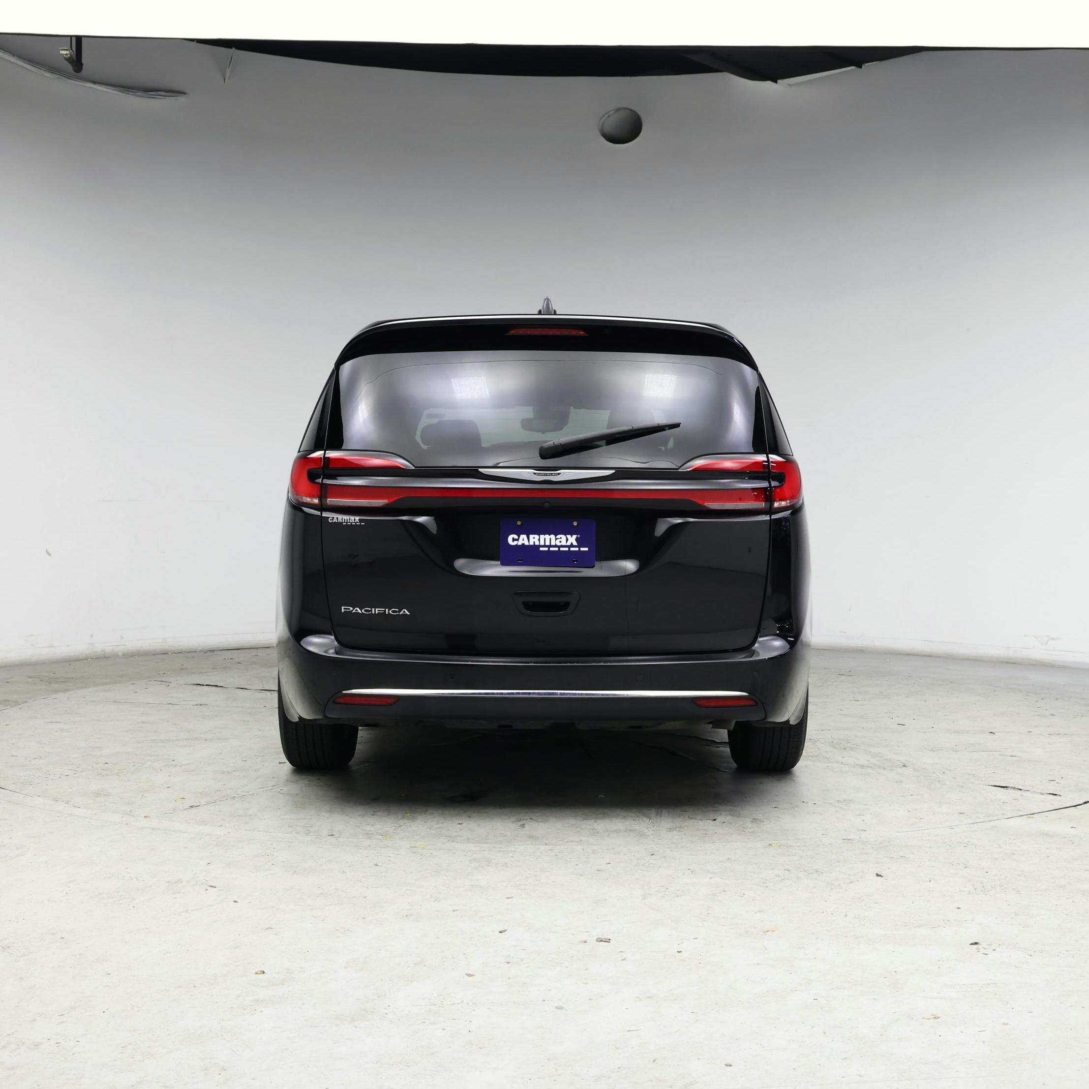 Thumbnail: 2024 Chrysler Pacifica - 6