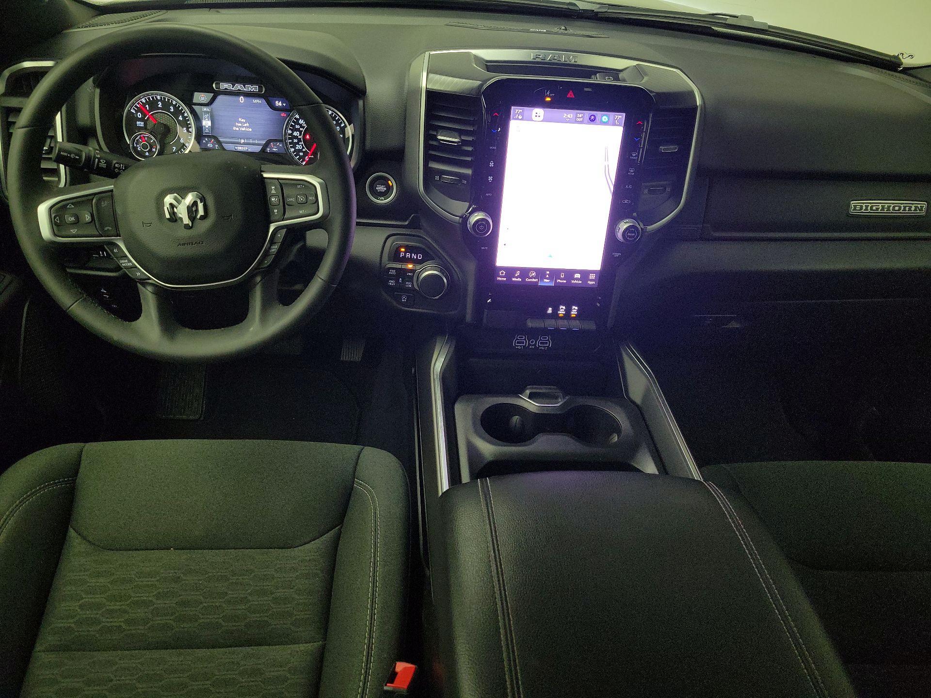 Thumbnail: 2025 RAM 1500 - 9