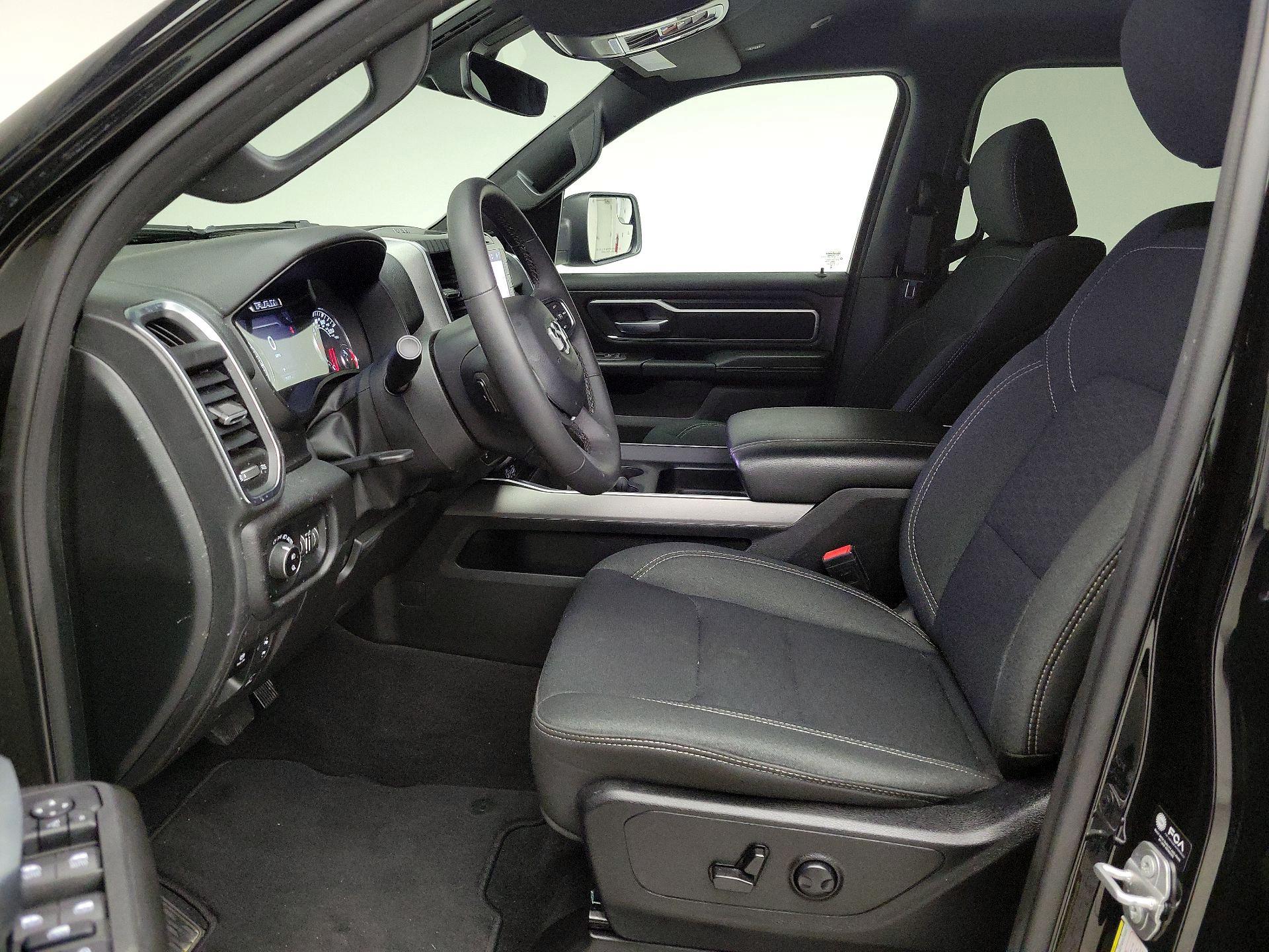 Thumbnail: 2025 RAM 1500 - 11