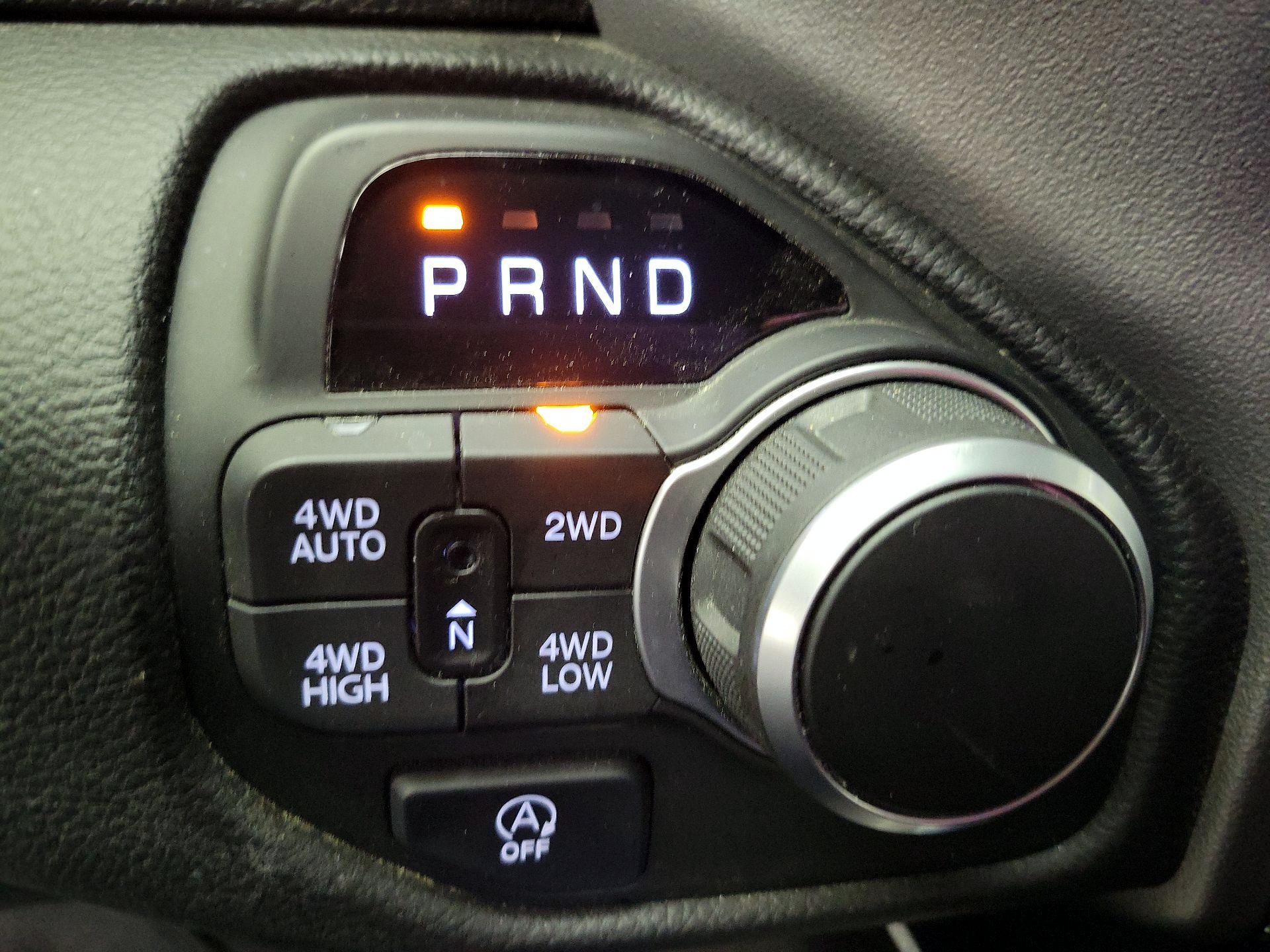 Thumbnail: 2025 RAM 1500 - 18