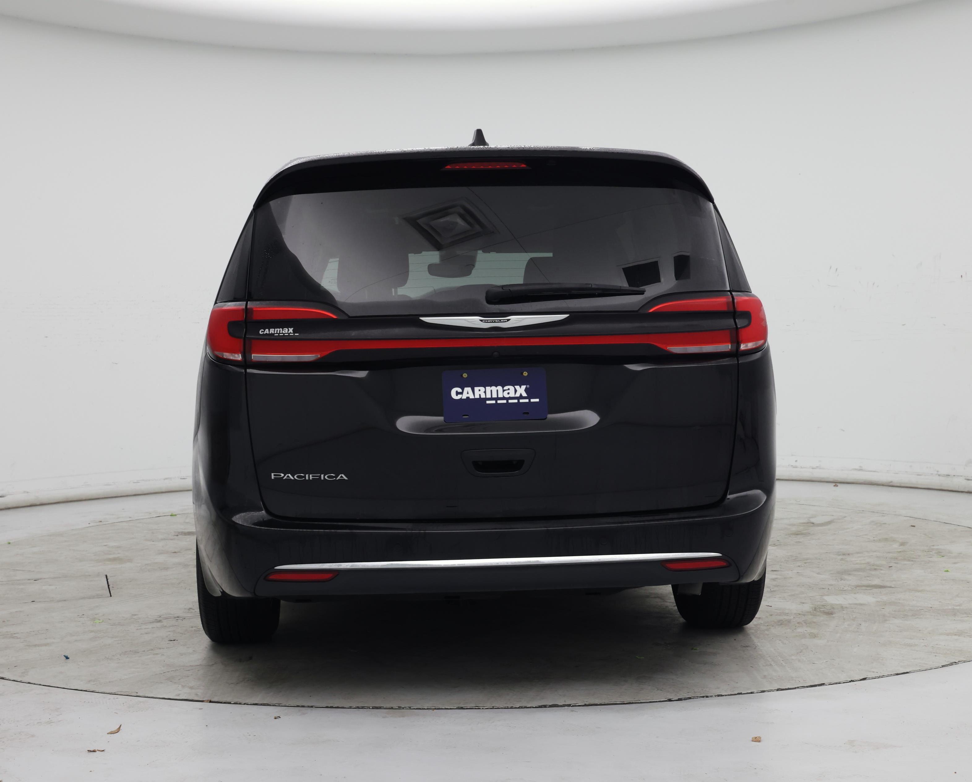 Thumbnail: 2024 Chrysler Pacifica - 6