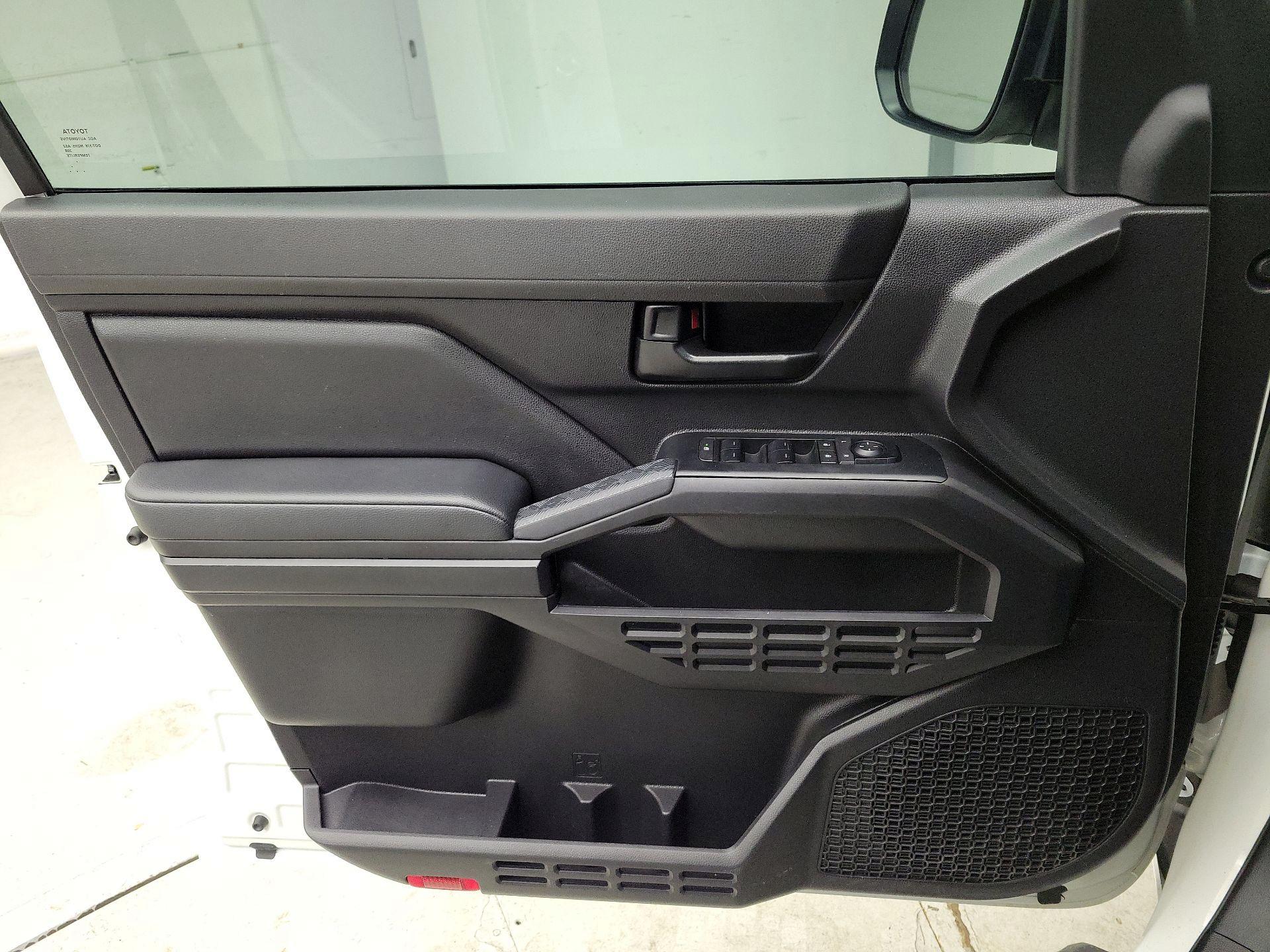 Thumbnail: 2024 Toyota Tacoma - 12