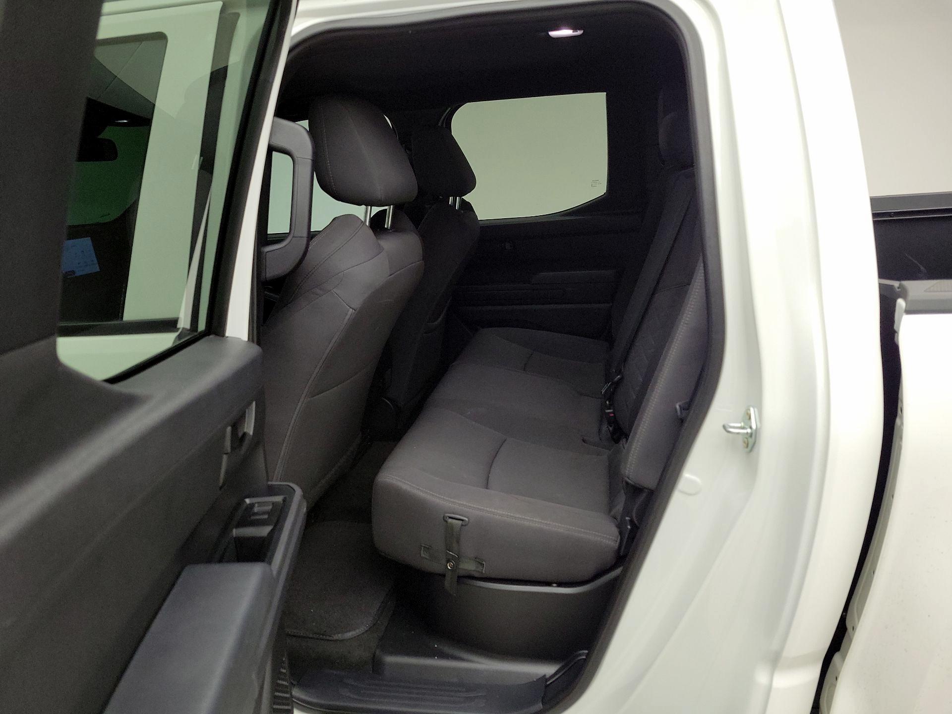 Thumbnail: 2024 Toyota Tacoma - 19