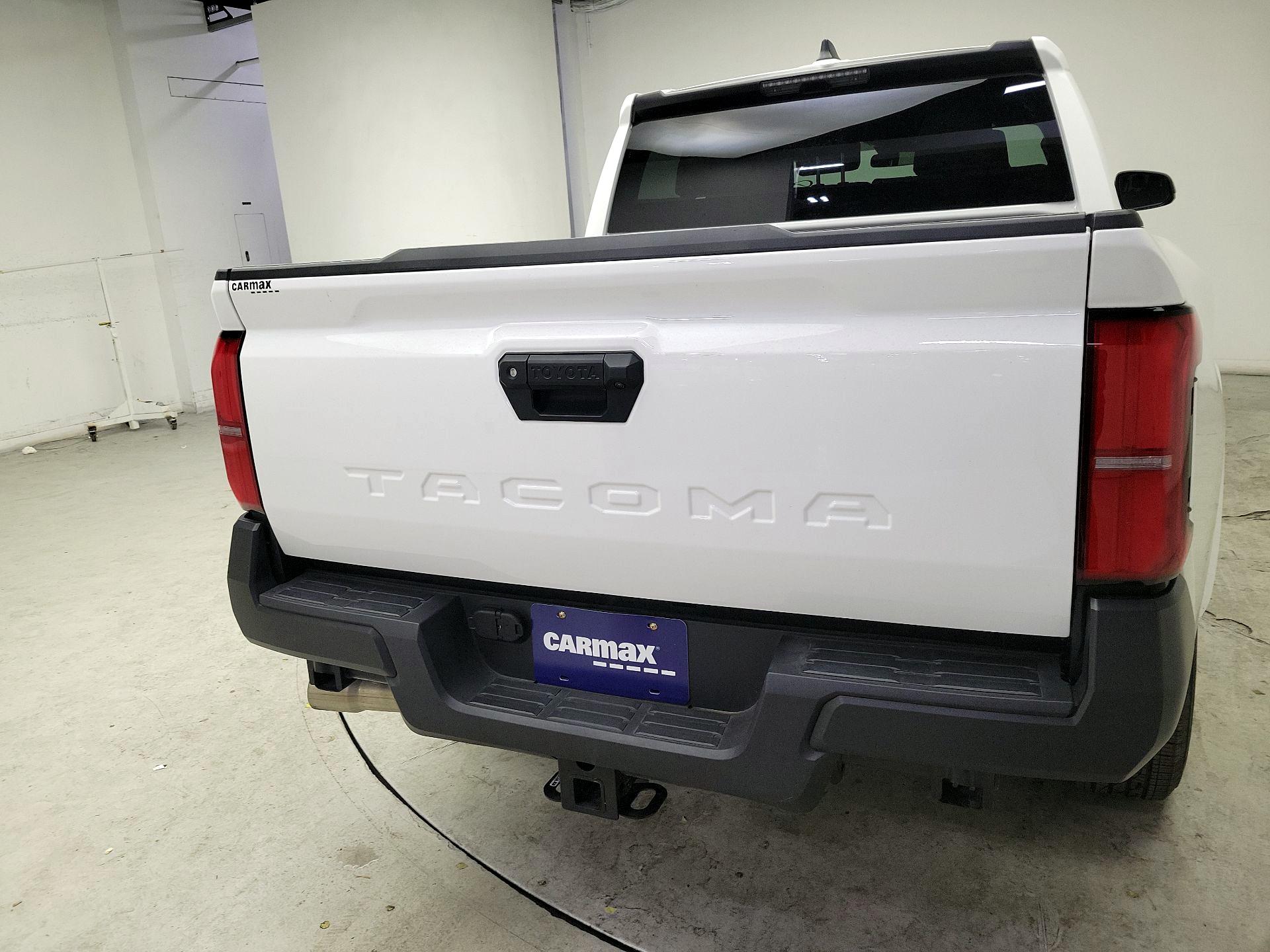 Thumbnail: 2024 Toyota Tacoma - 20