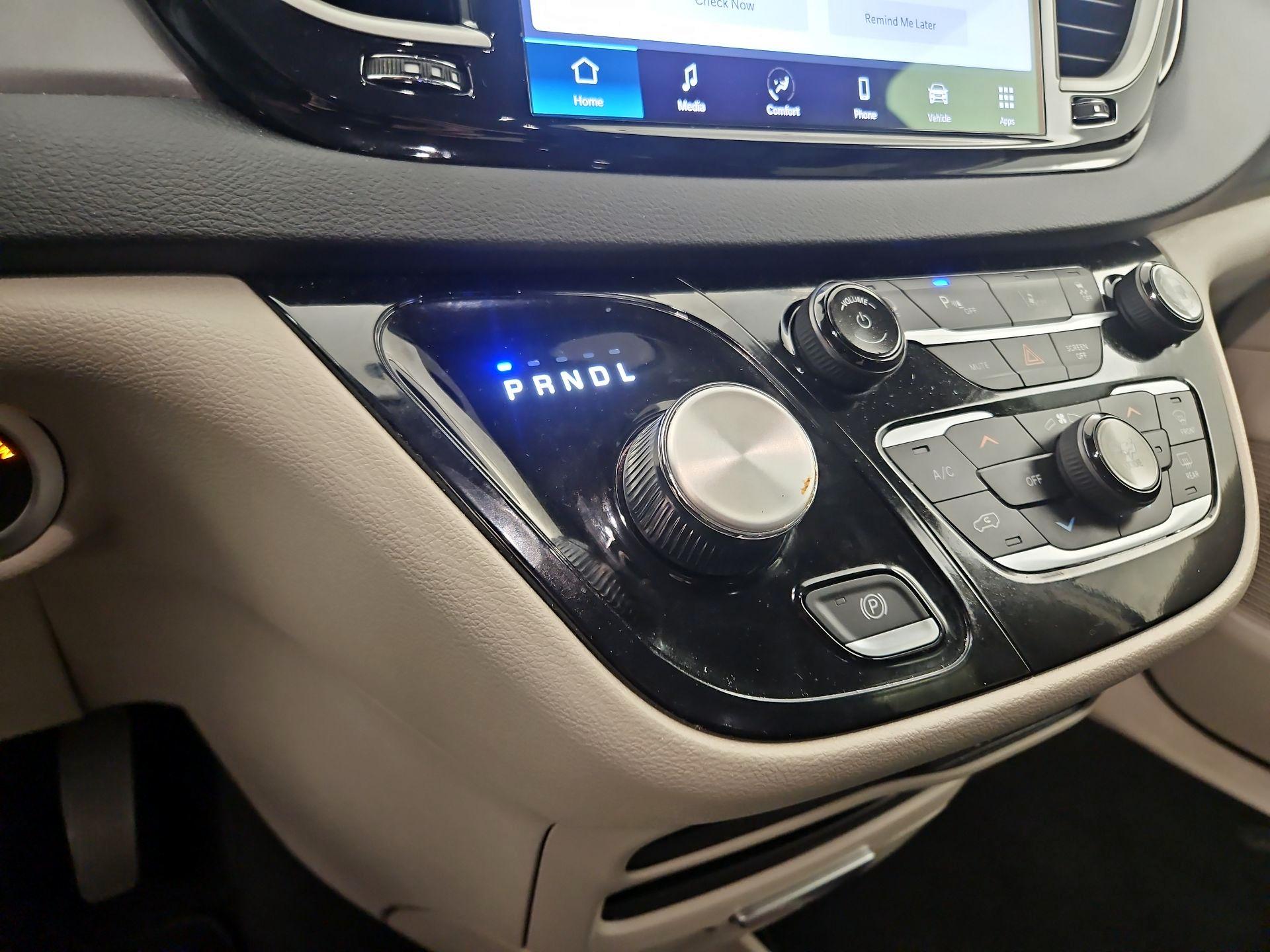 Thumbnail: 2024 Chrysler Pacifica - 17