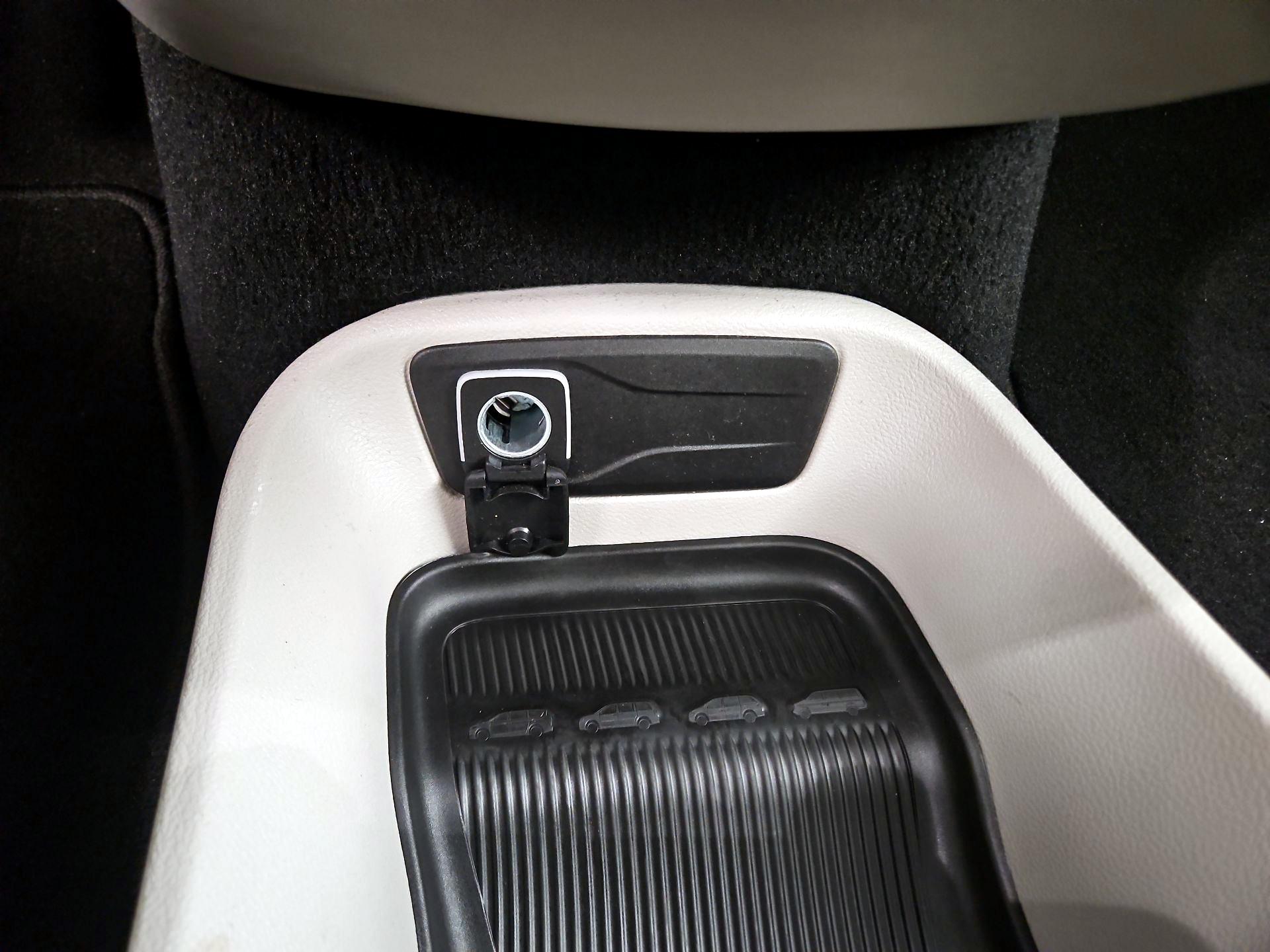 Thumbnail: 2024 Chrysler Pacifica - 18