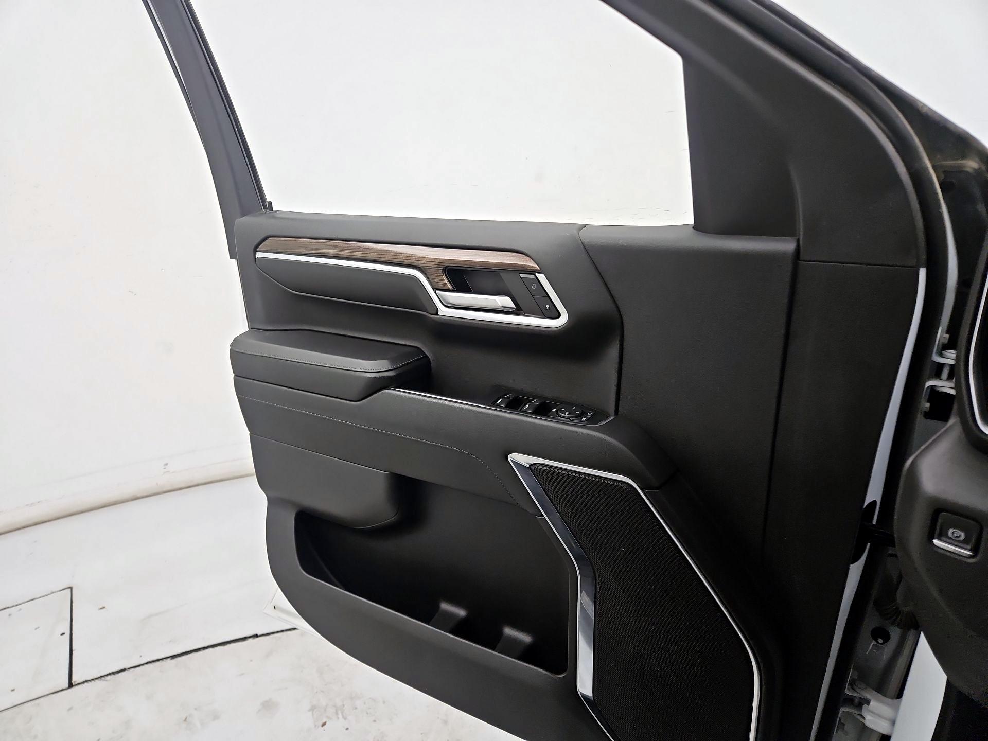 Thumbnail: 2024 Chevrolet Silverado 1500 - 12