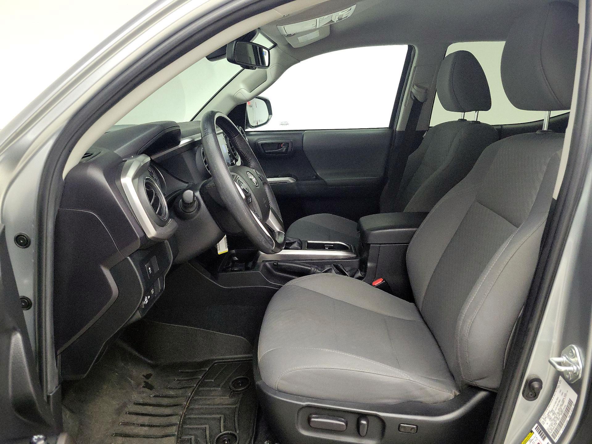 Thumbnail: 2022 Toyota Tacoma - 11