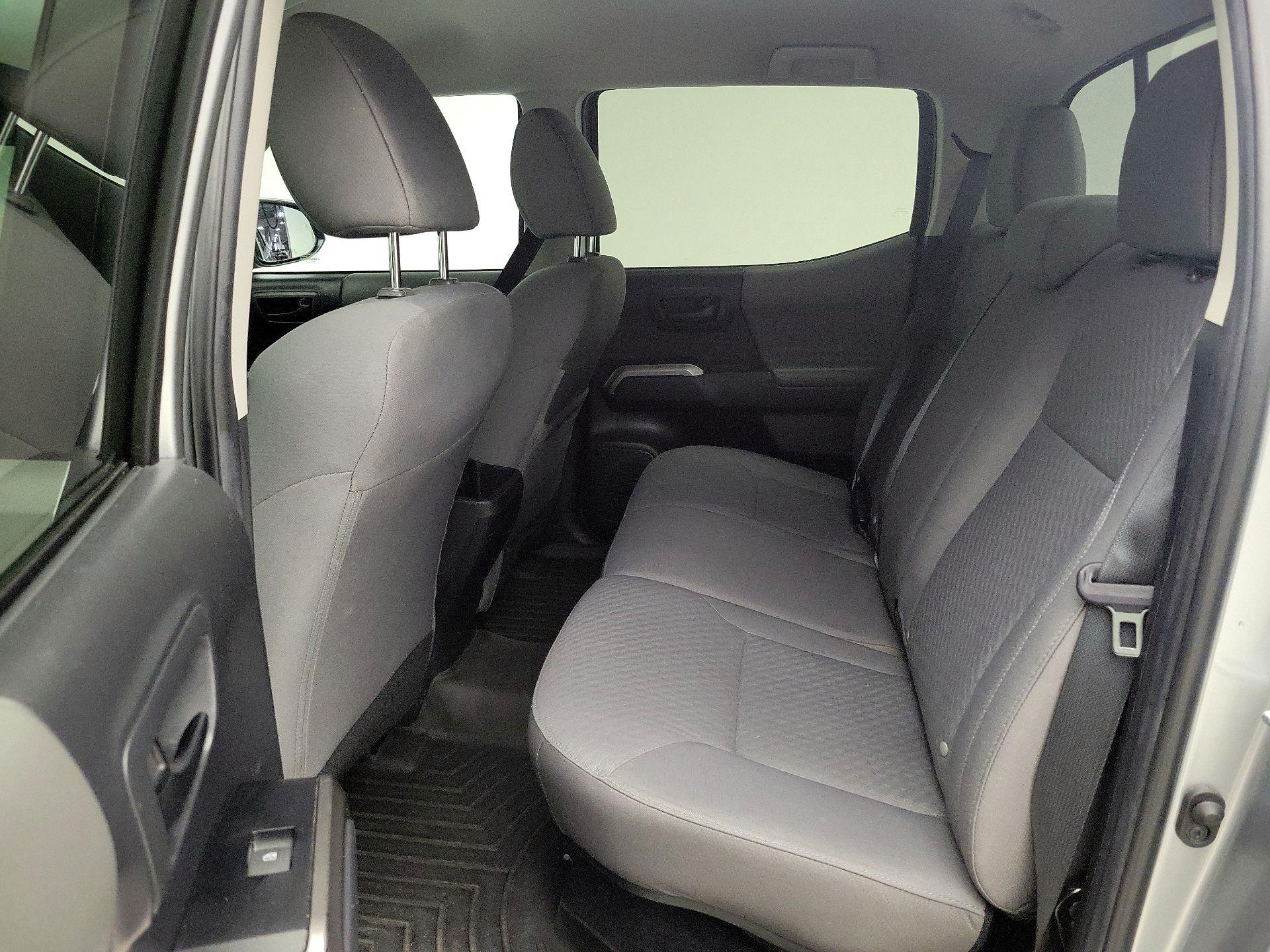 Thumbnail: 2022 Toyota Tacoma - 19