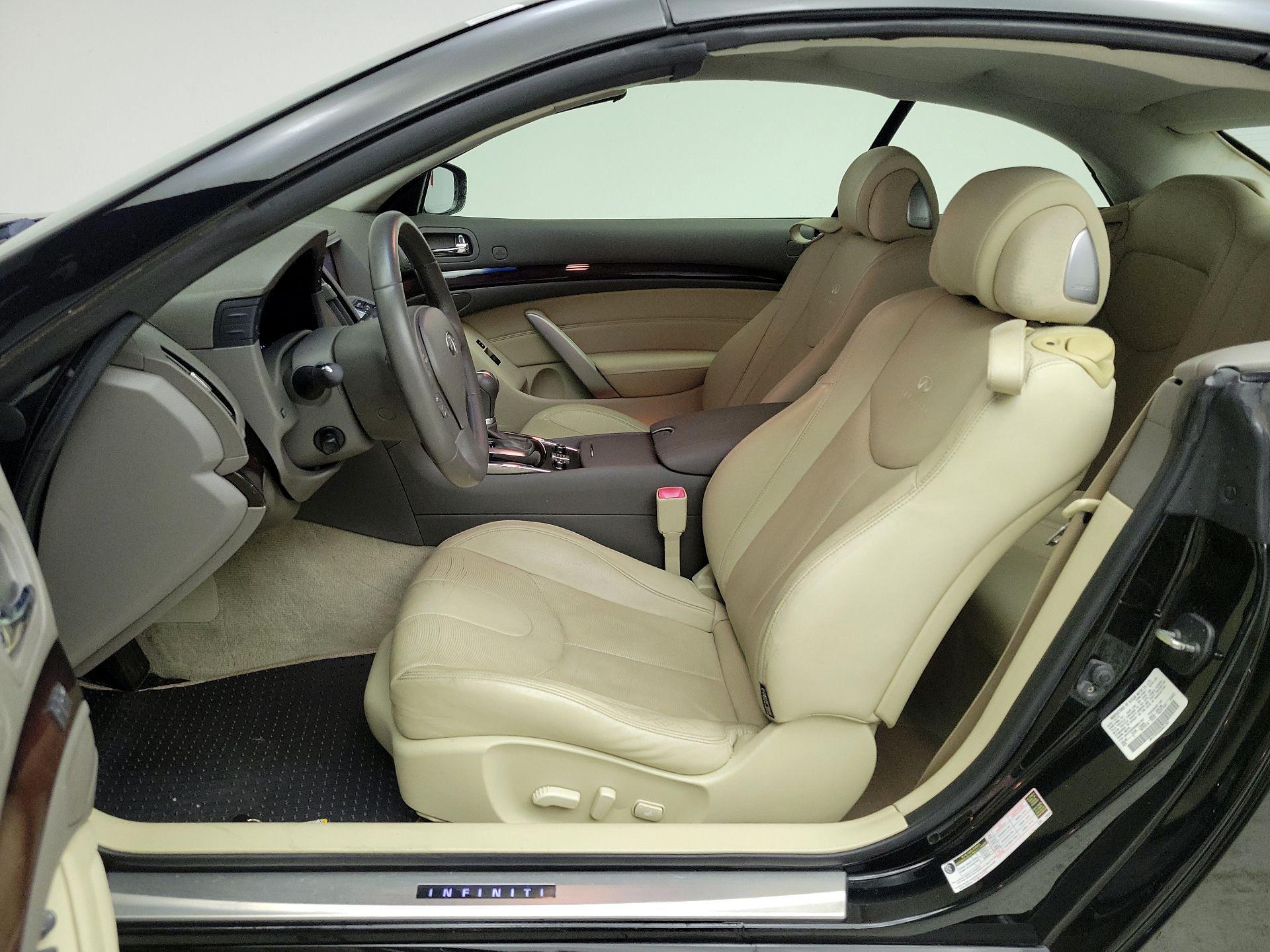 Thumbnail: 2014 INFINITI Q60 - 11