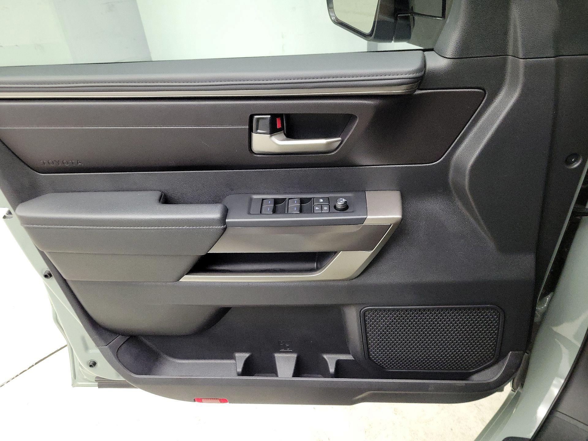 Thumbnail: 2024 Toyota Tundra - 12