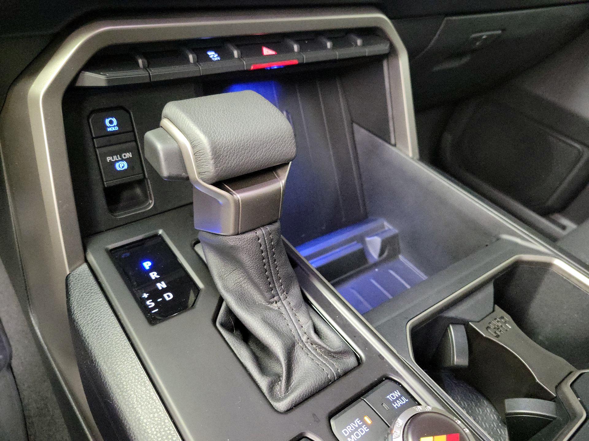 Thumbnail: 2024 Toyota Tundra - 18