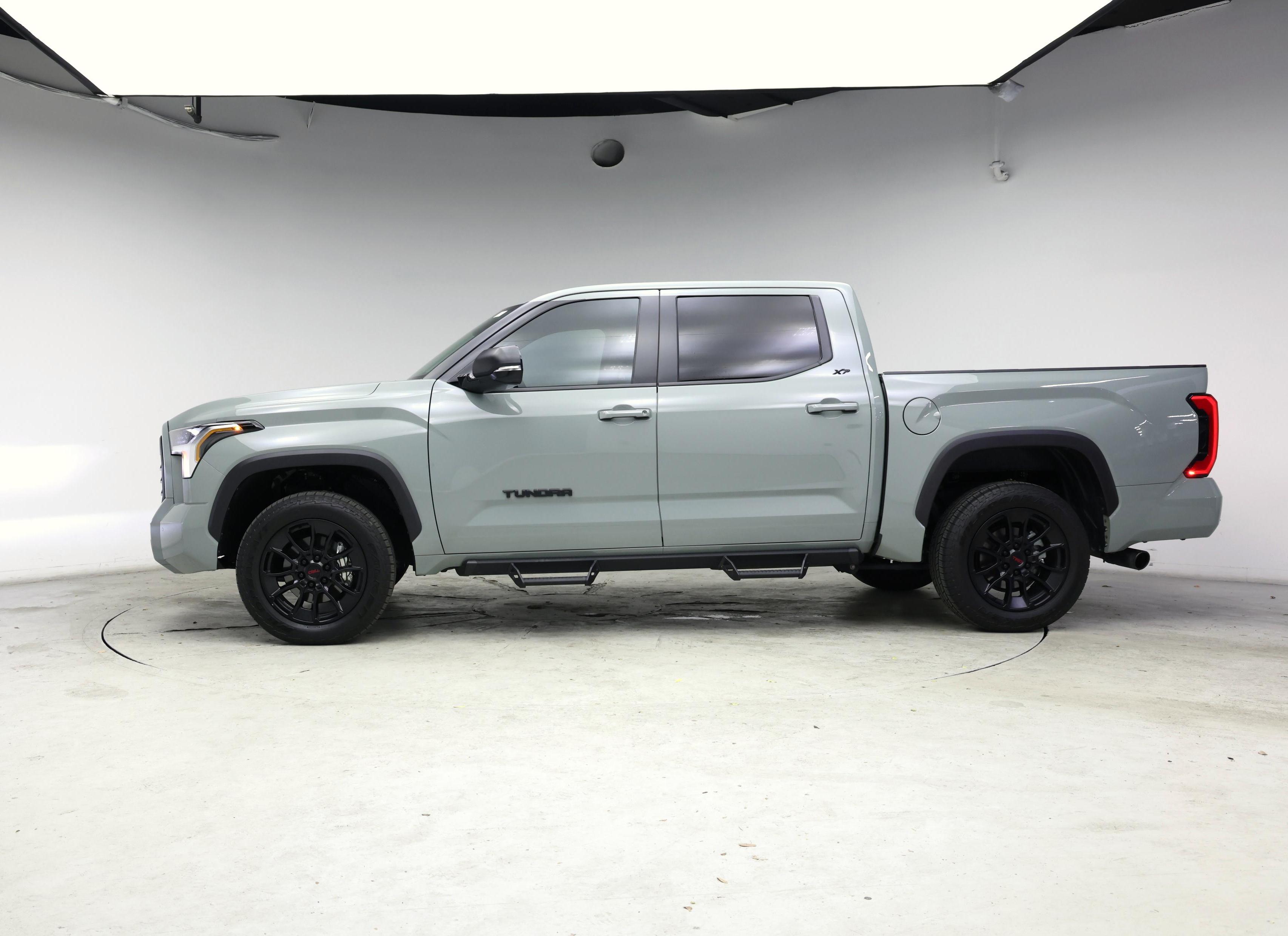 Thumbnail: 2024 Toyota Tundra - 3